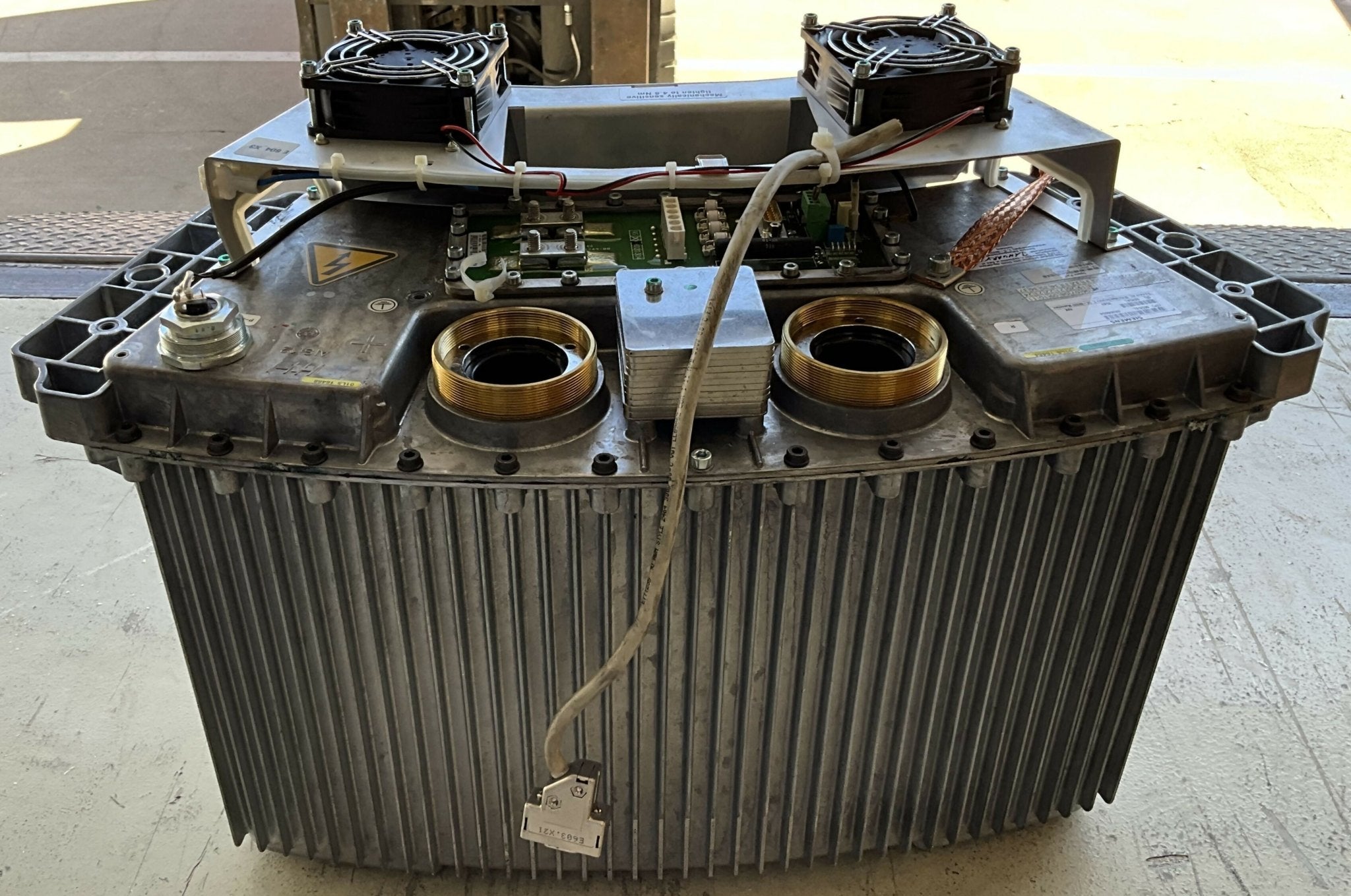 HIGH VOLTAGE TANK P30 (08365004/08365012 SIEMENS