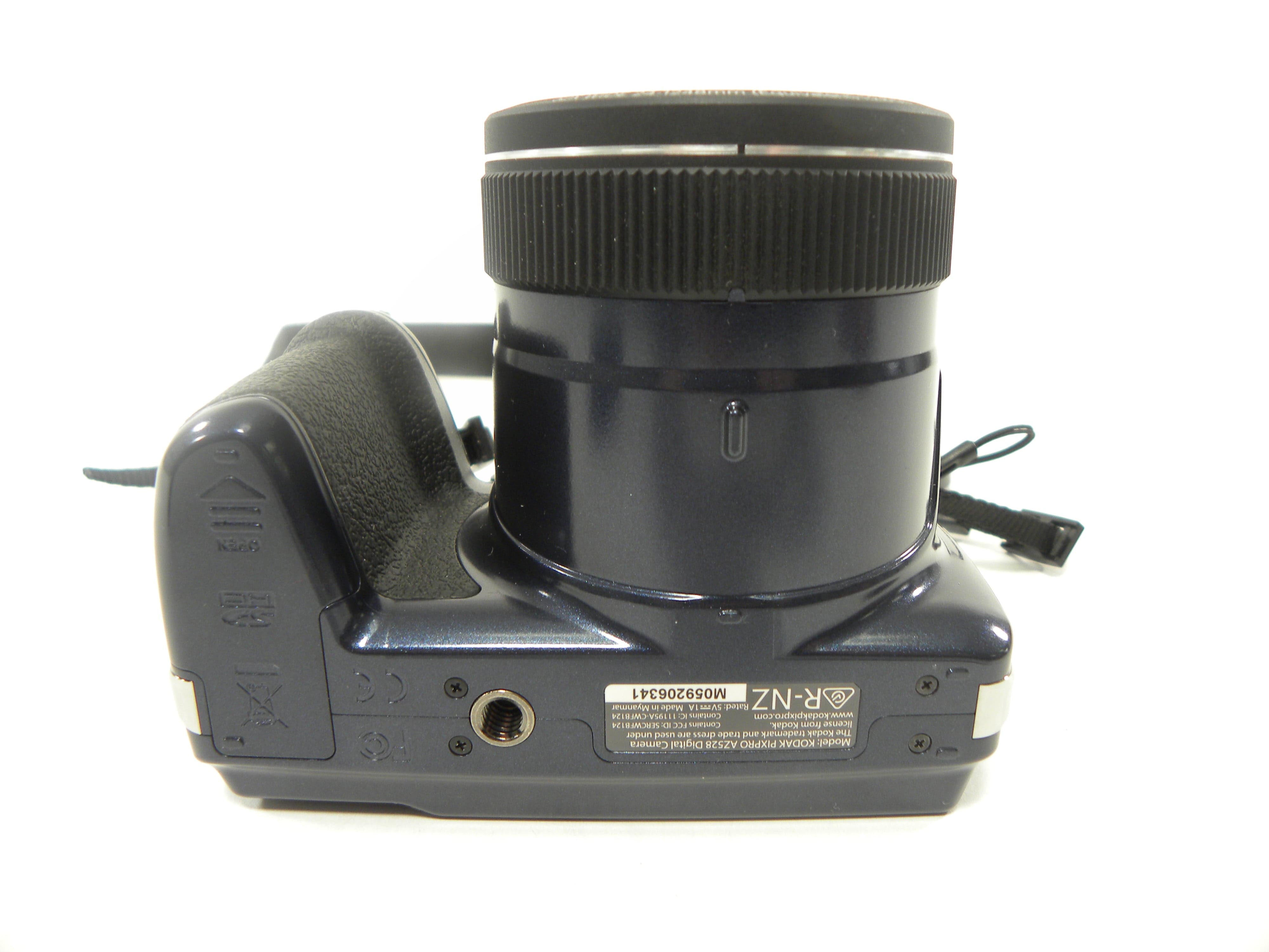 Kodak Pix Pro AZ528 16.0mp Digital Camera