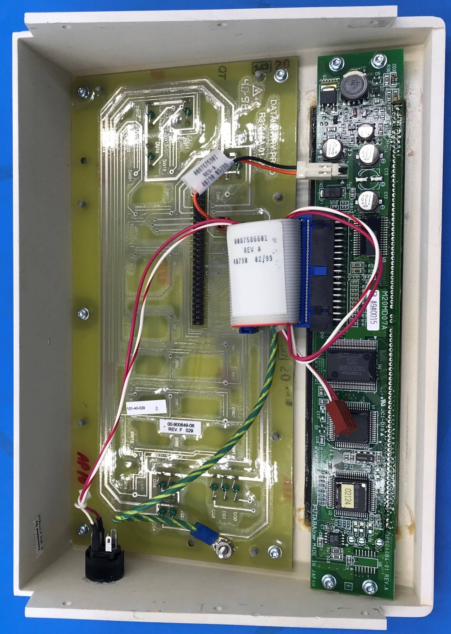 Left Control Panel W/Display Board (00-876312-05/00-900649-06 OEC 9600