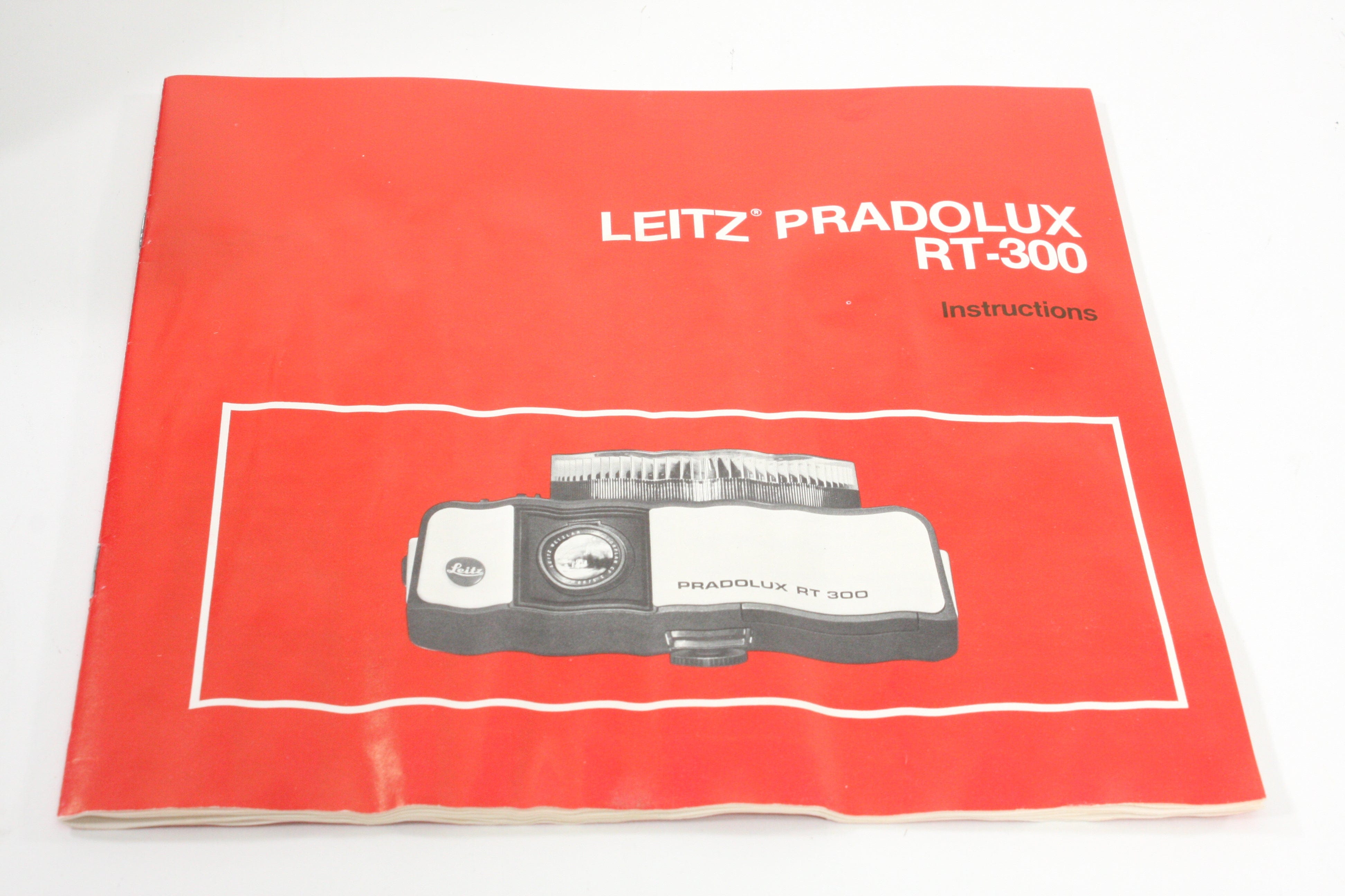 Leitz Pradolux RT300 Slide Projector