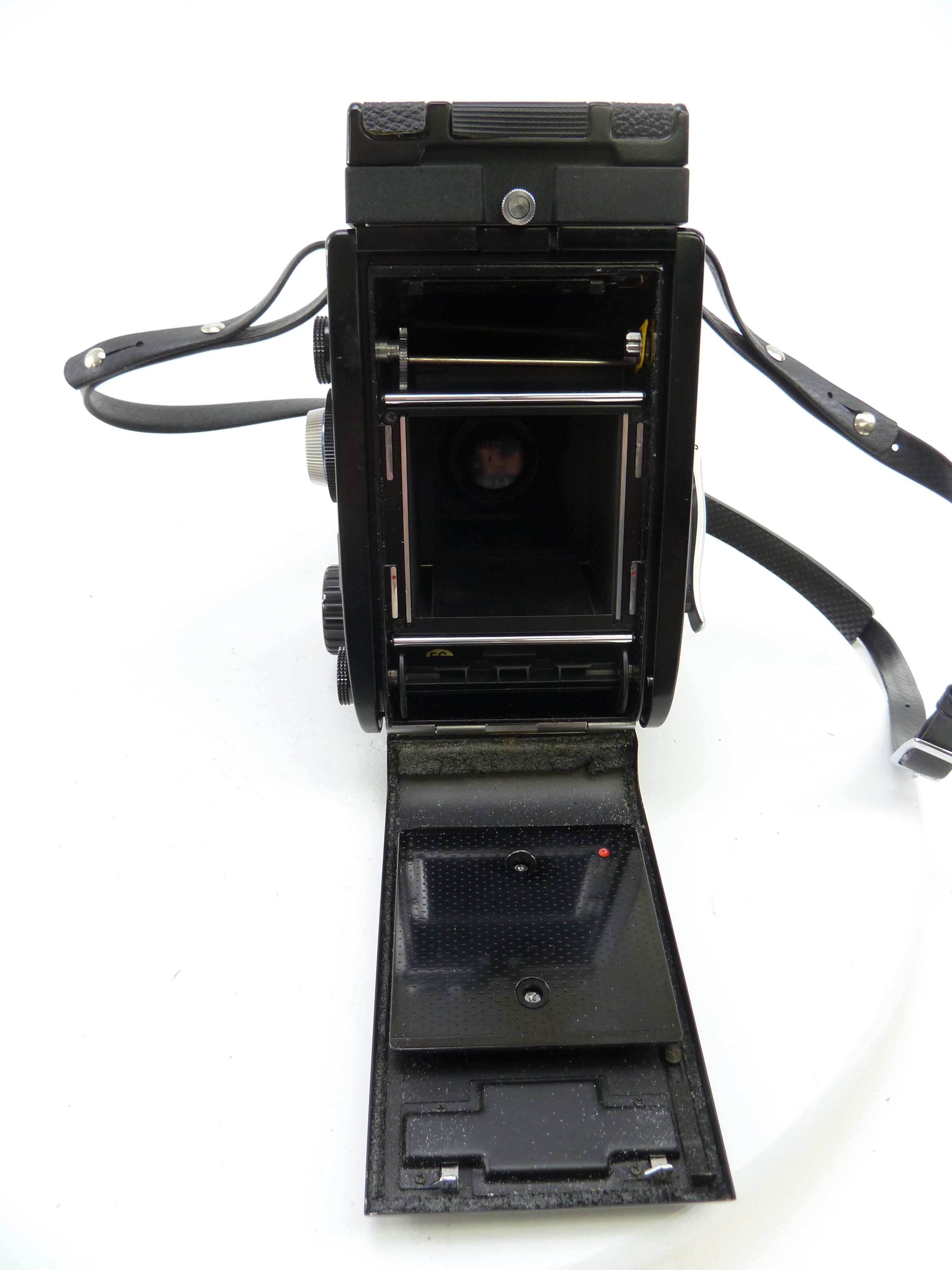 Mamiya C330F Camera Outfit with 80MM F2.8 Blue Dot Lens and Waist Level Finder