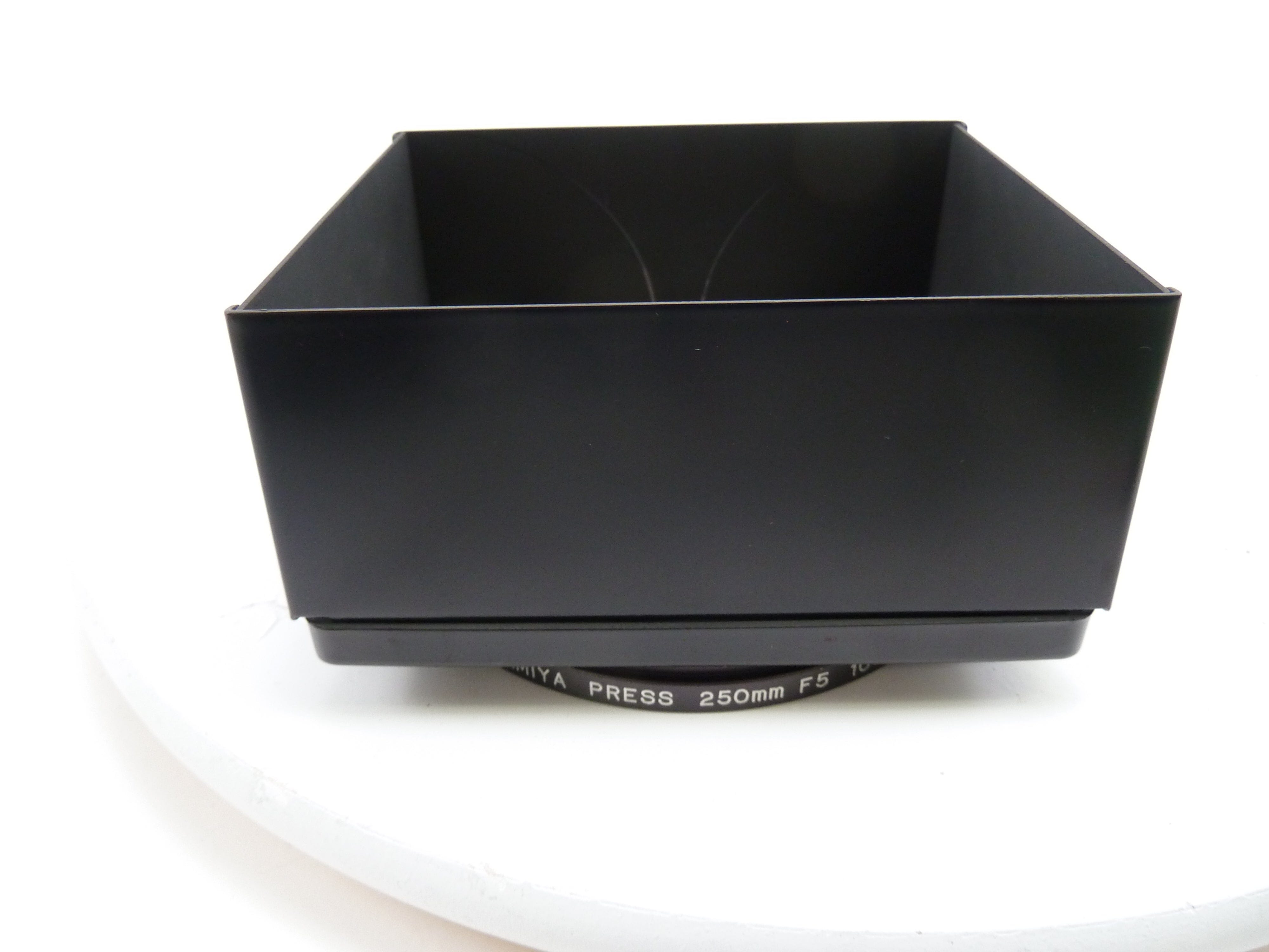 Mamiya Universal or Press Lens Hood for 250MM F5 Lens with Case