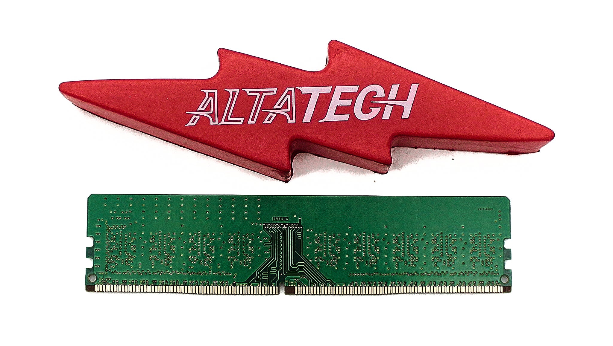 Micron MTA8ATF1G64AZ-2G3B1 8GB PC4-19200U DDR4-2400T 1RX8 N-ECC