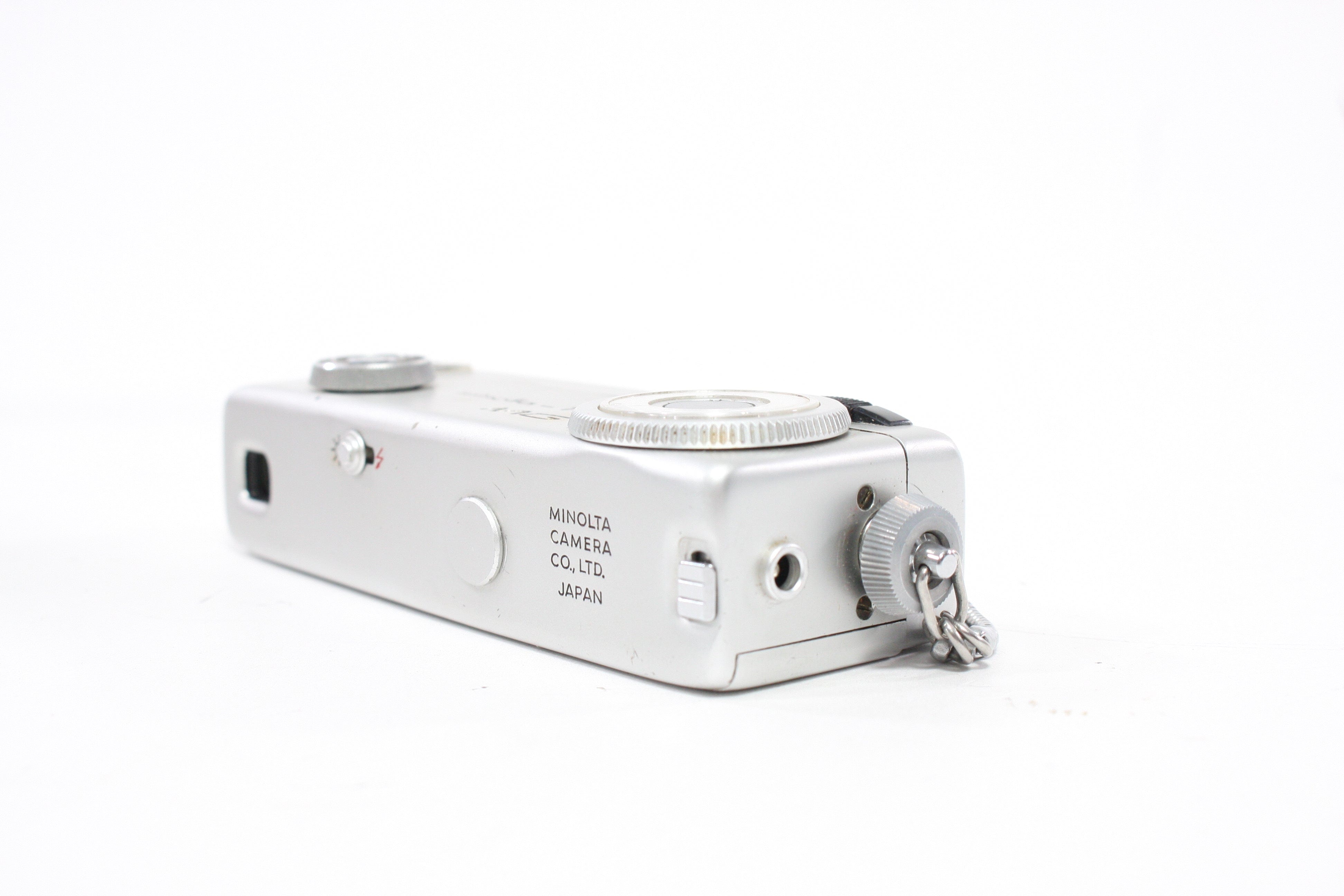Minolta-16 MG Submianiture Camera