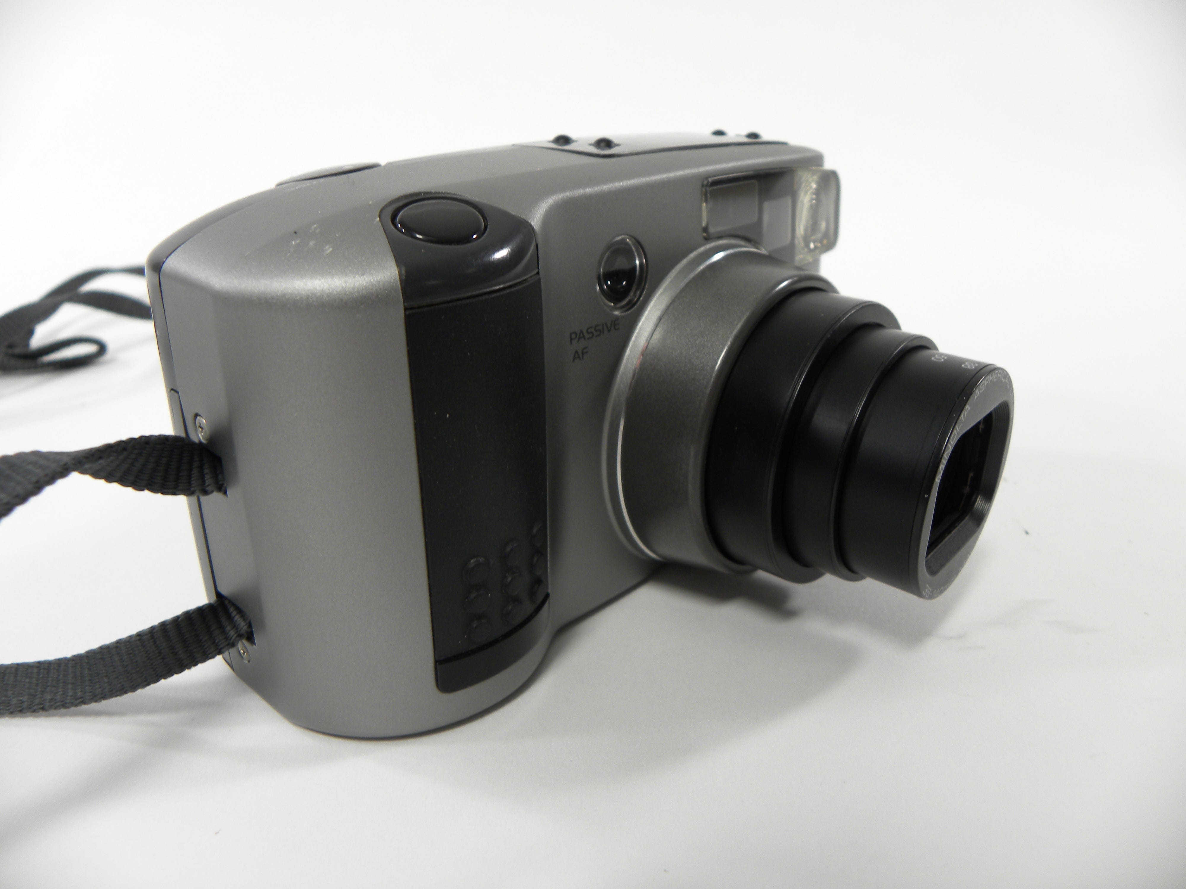 Minolta Freedom Zoom 140ex Panorama Date 35mm Camera