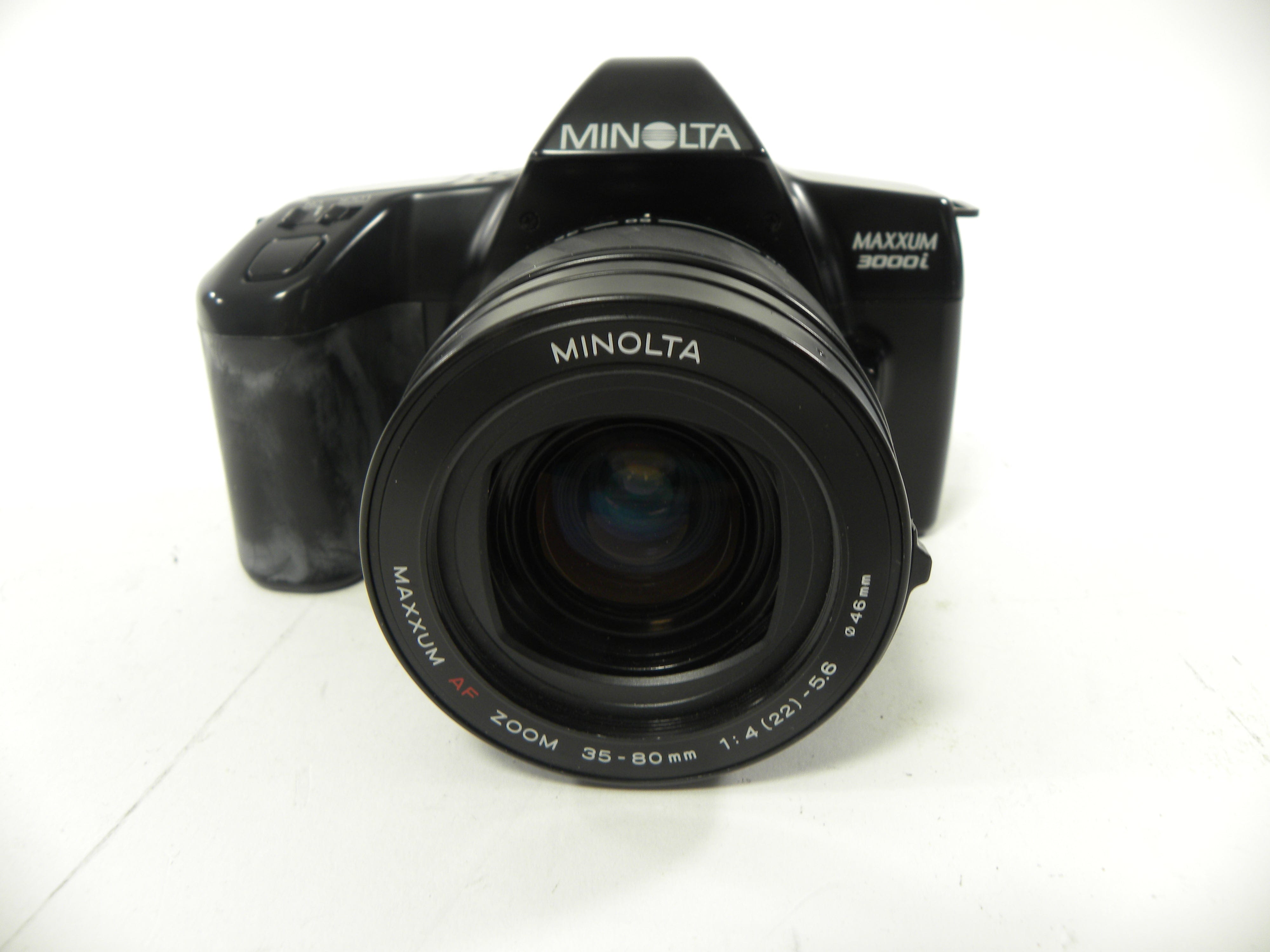 Minolta Maxxum 3000i 35mm SLR w/Maxxum AF Zoom 35-80mm f4-5.6