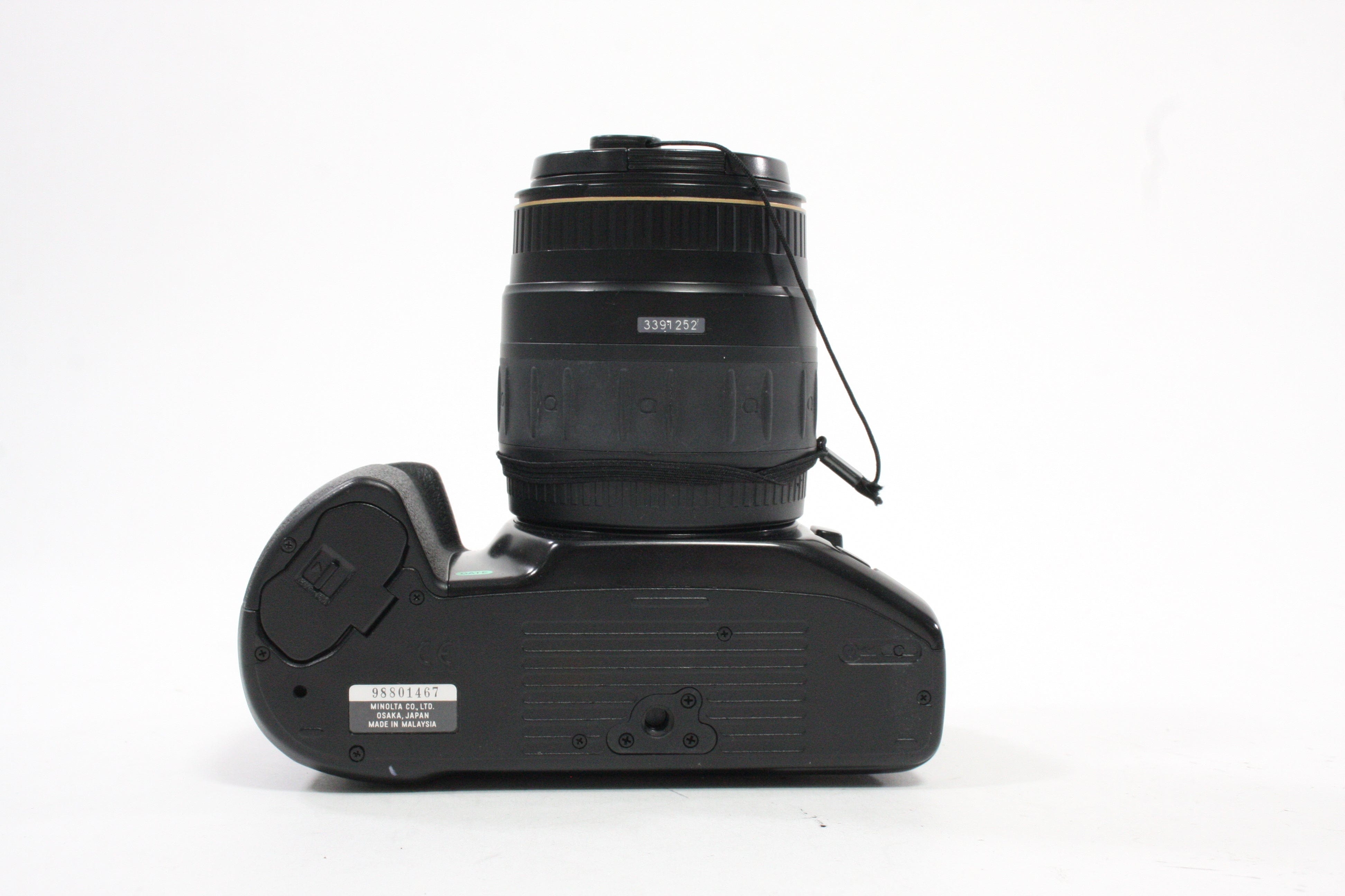 Minolta Maxxum 430si RZ 35mm SLR Camera with 28-80mm  f/3.5-5.6 Lens