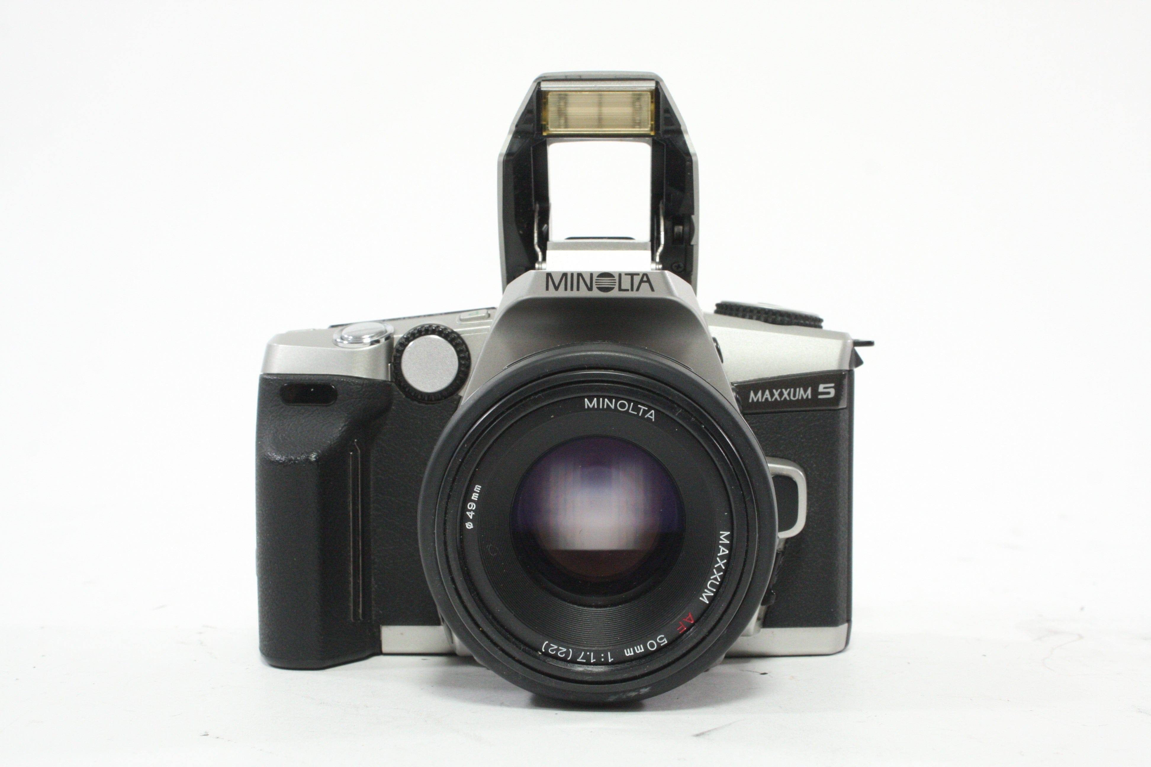 Minolta Maxxum 5 35mm SLR Camera with 50mm f/1.7