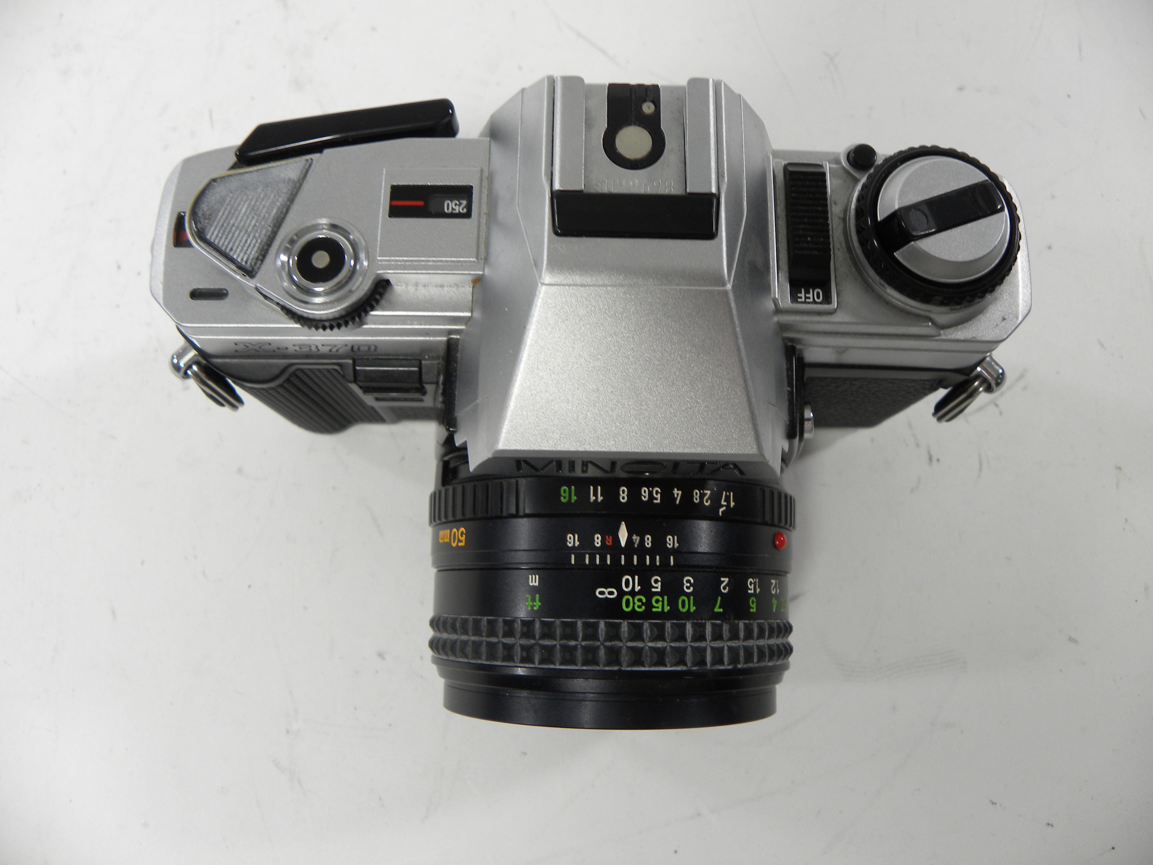 Minolta X-370 35mm SLR w/ 50mm f/1.7 MD Rokkor-X