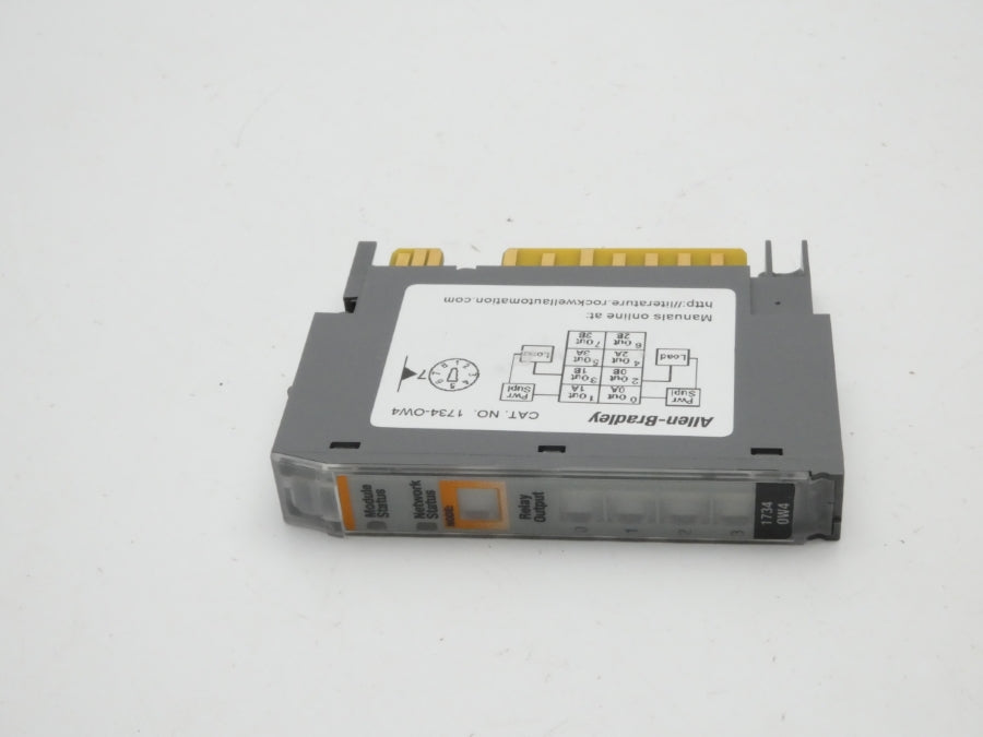 ALLEN BRADLEY 1734-OW4 SER. C F/W 3.022 REV. A01 120/240VAC 2A NSMP