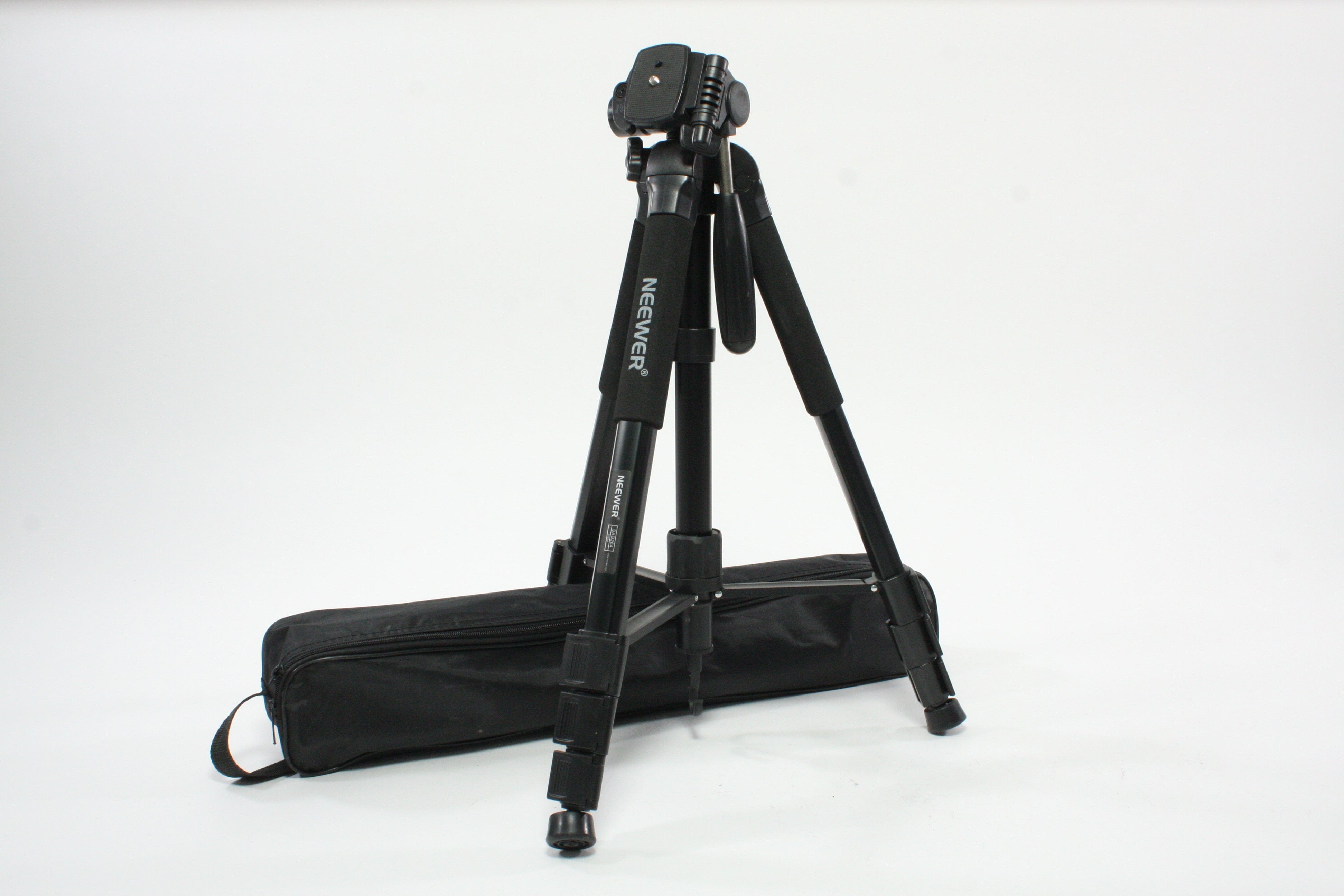 Neewer SAB264 Tripod with Quick Release