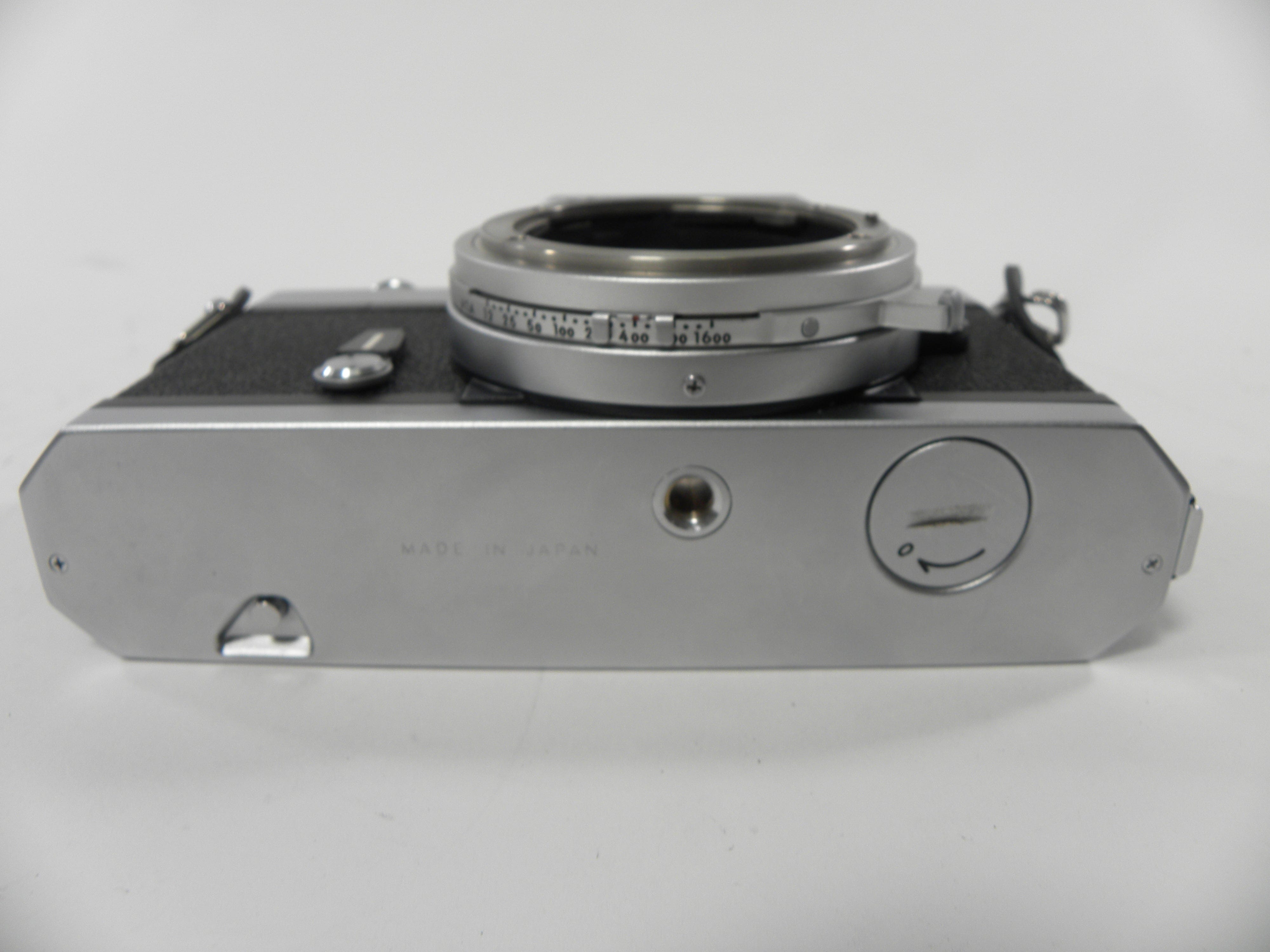 Nikkormat FT3 35mm SLR Film camera (Parts Only) AS IS