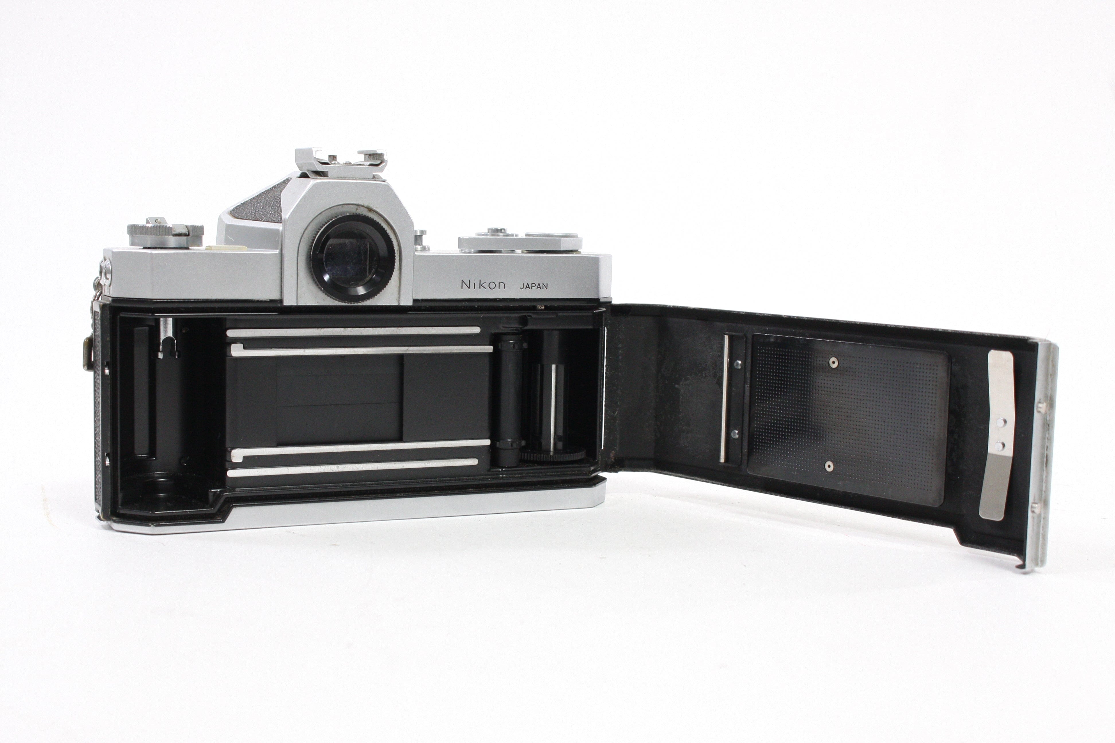 Nikkormat FTN 35mm SLR Camera (AS-IS)