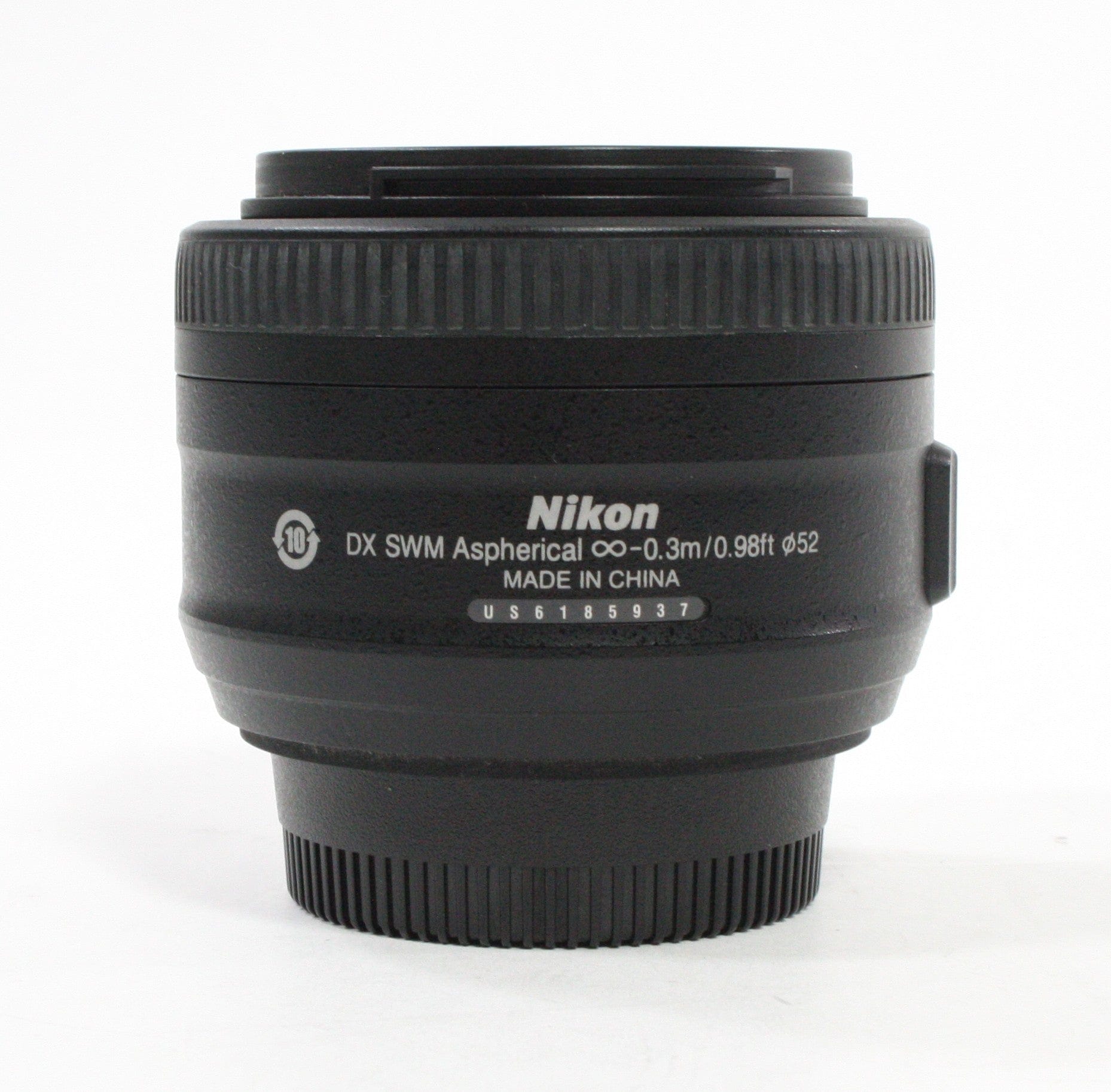 Nikon 35mm f/1.8G AF-S DX Lens with HB-46 Hood for Nikon F Mount
