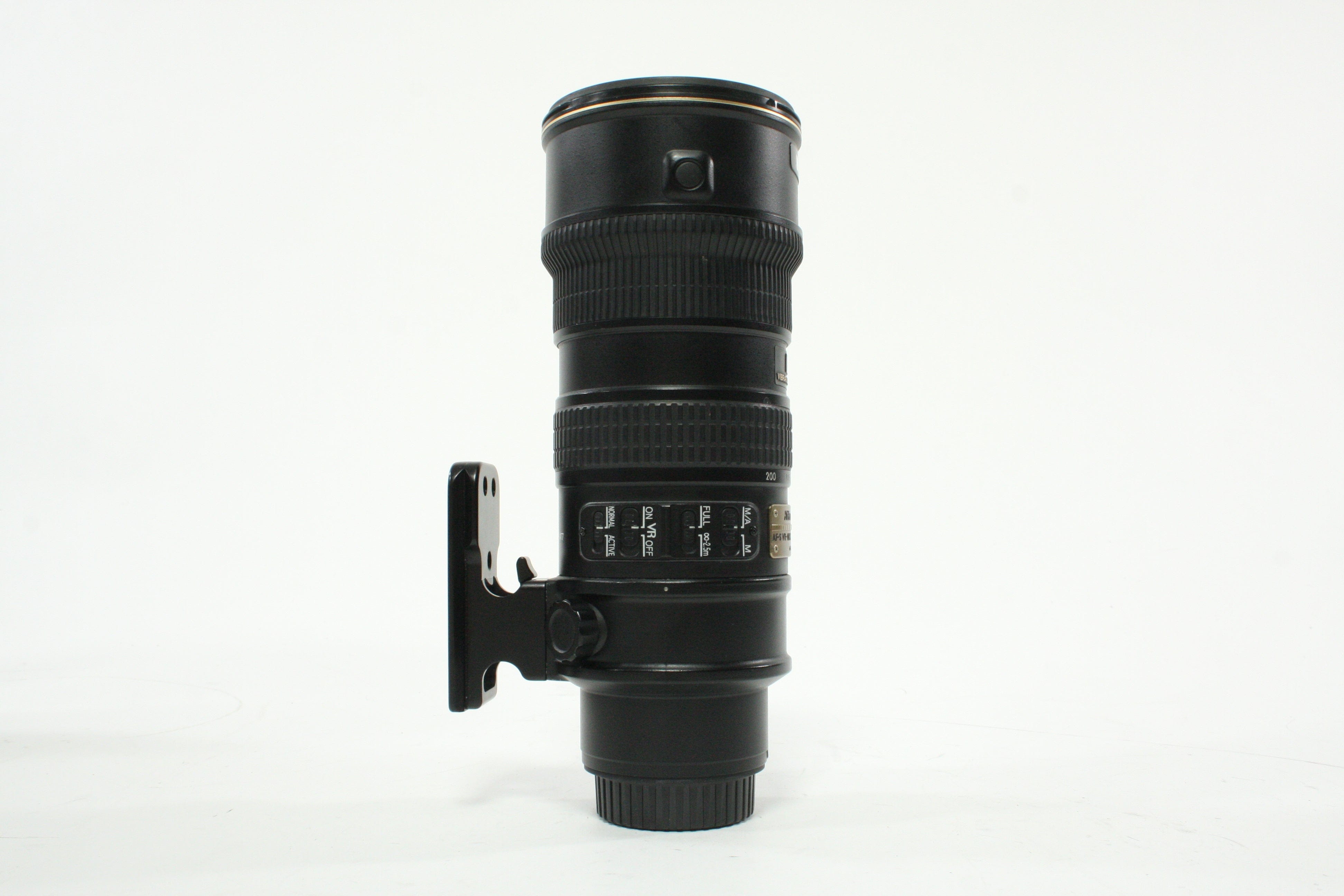 Nikon 70-200mm f/2.8 G AF-S ED Lens for Nikon F Mount