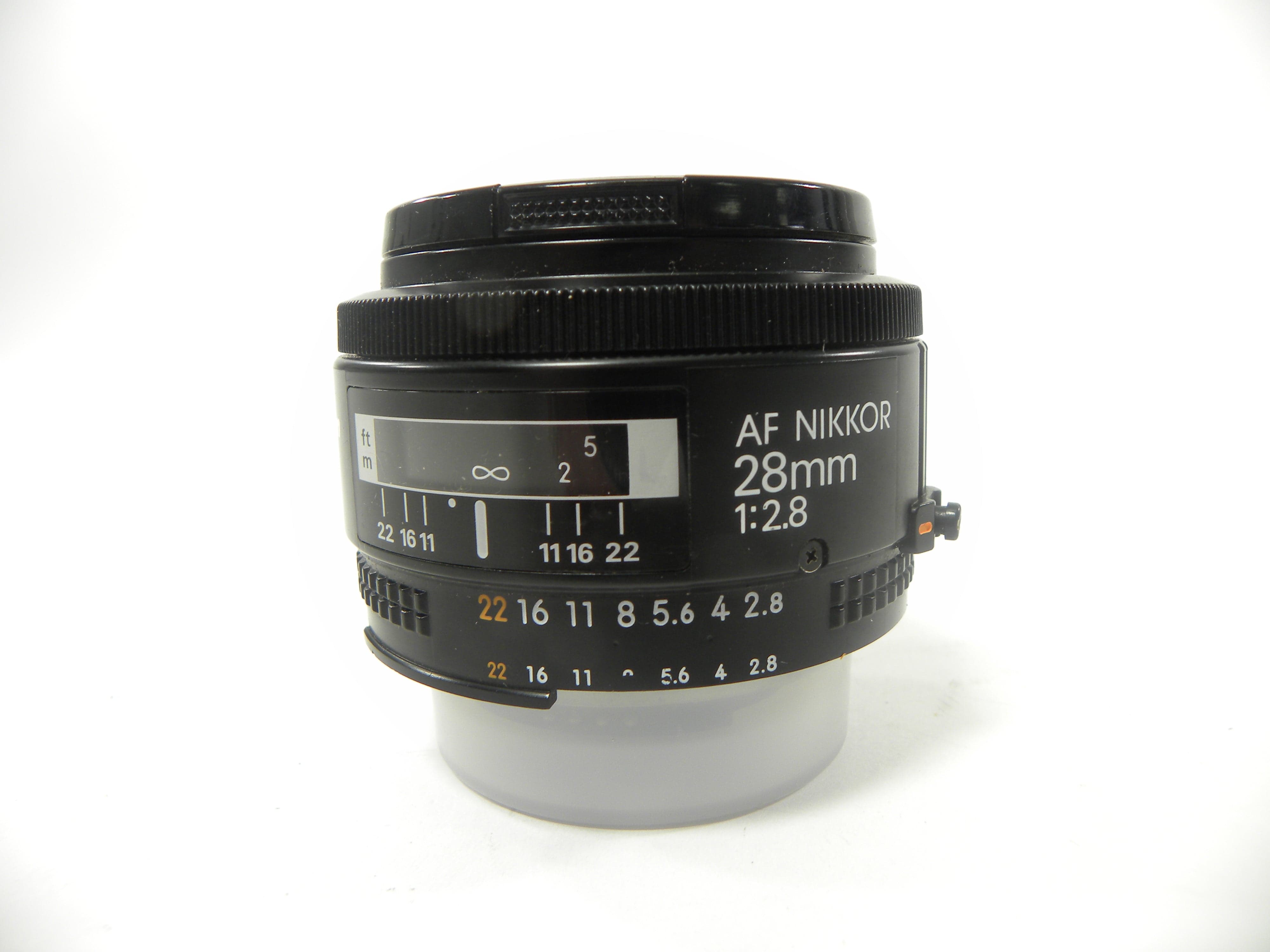 Nikon AF Nikkor 28mm f2.8