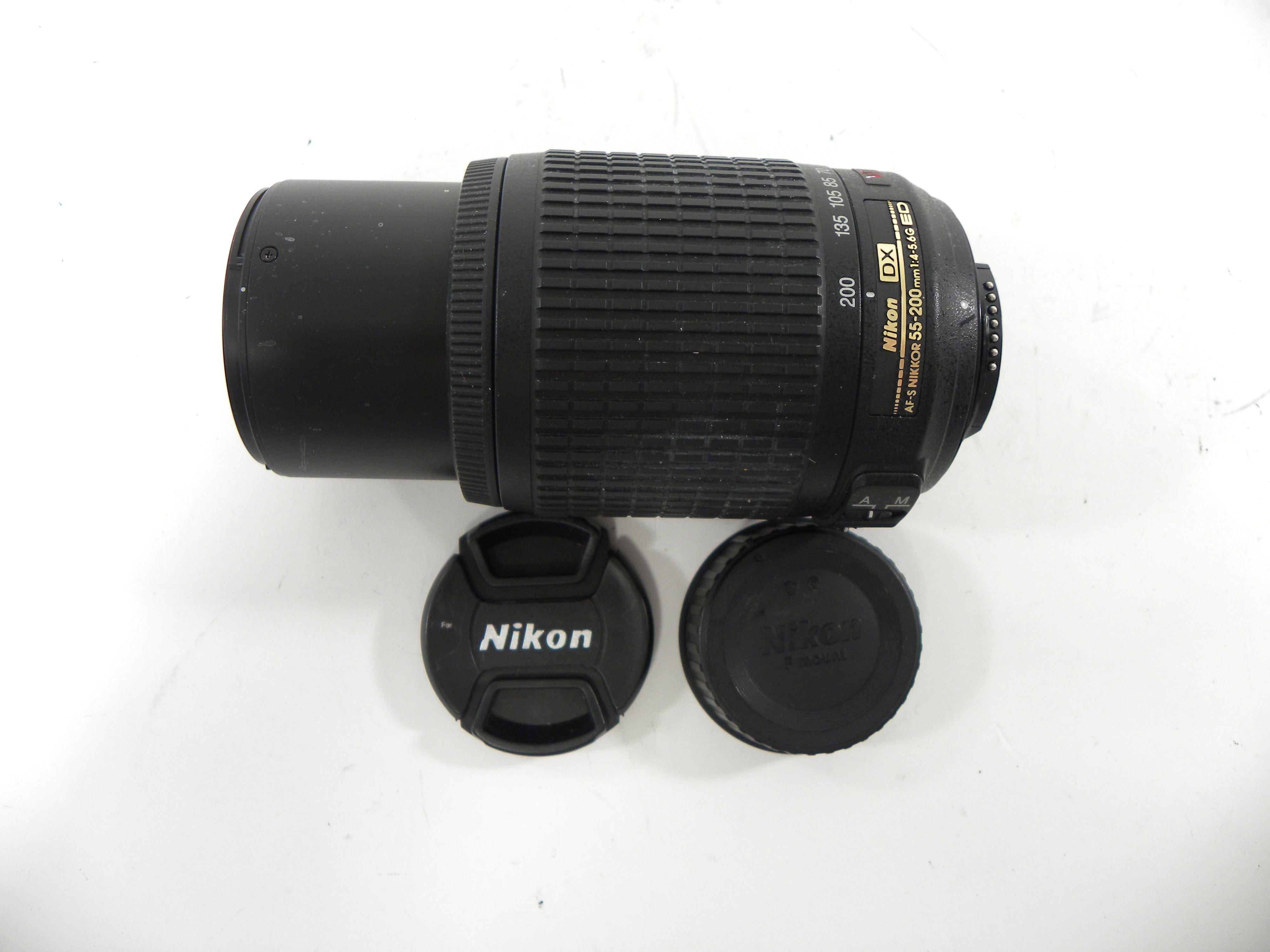 Nikon AF-S Nikkor DX VR  ED IF 55-200mm f4-5.6