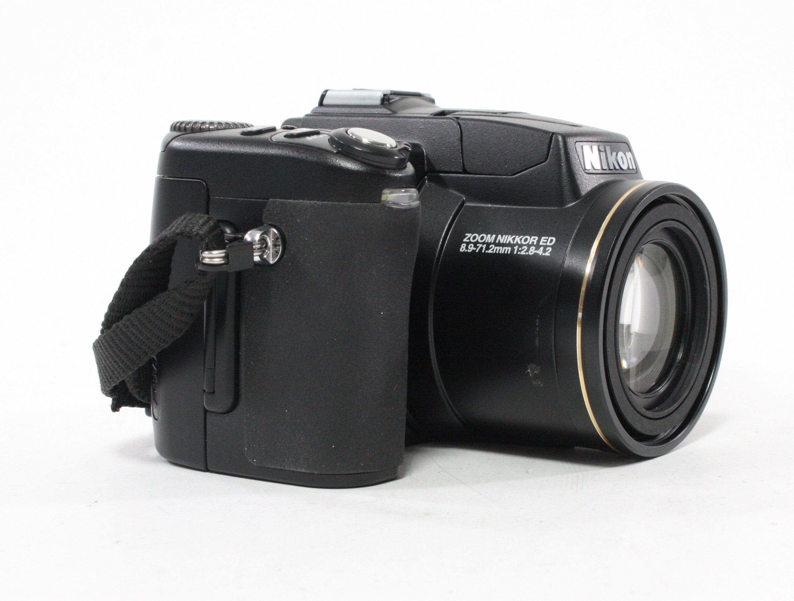 Nikon Coolpix 8700 Digital Camera 8x Zoom 8.0mp