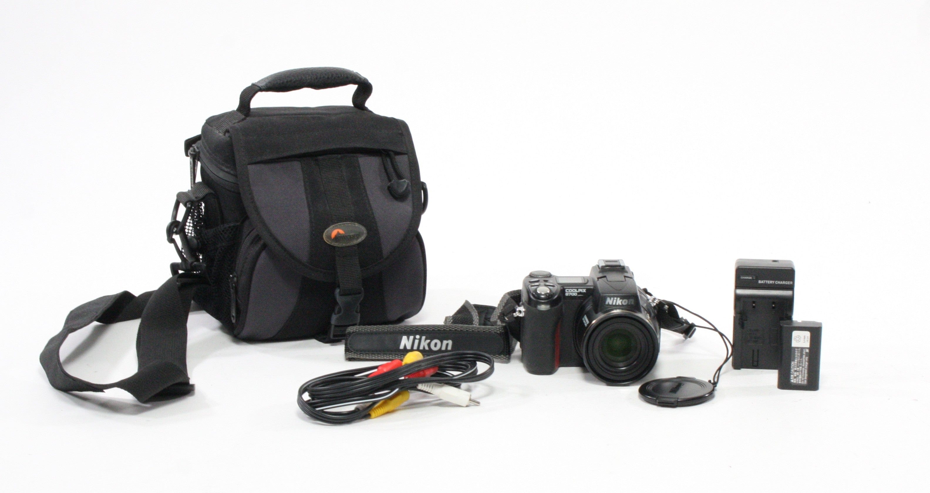 Nikon Coolpix 8700 Digital Camera 8x Zoom 8.0mp