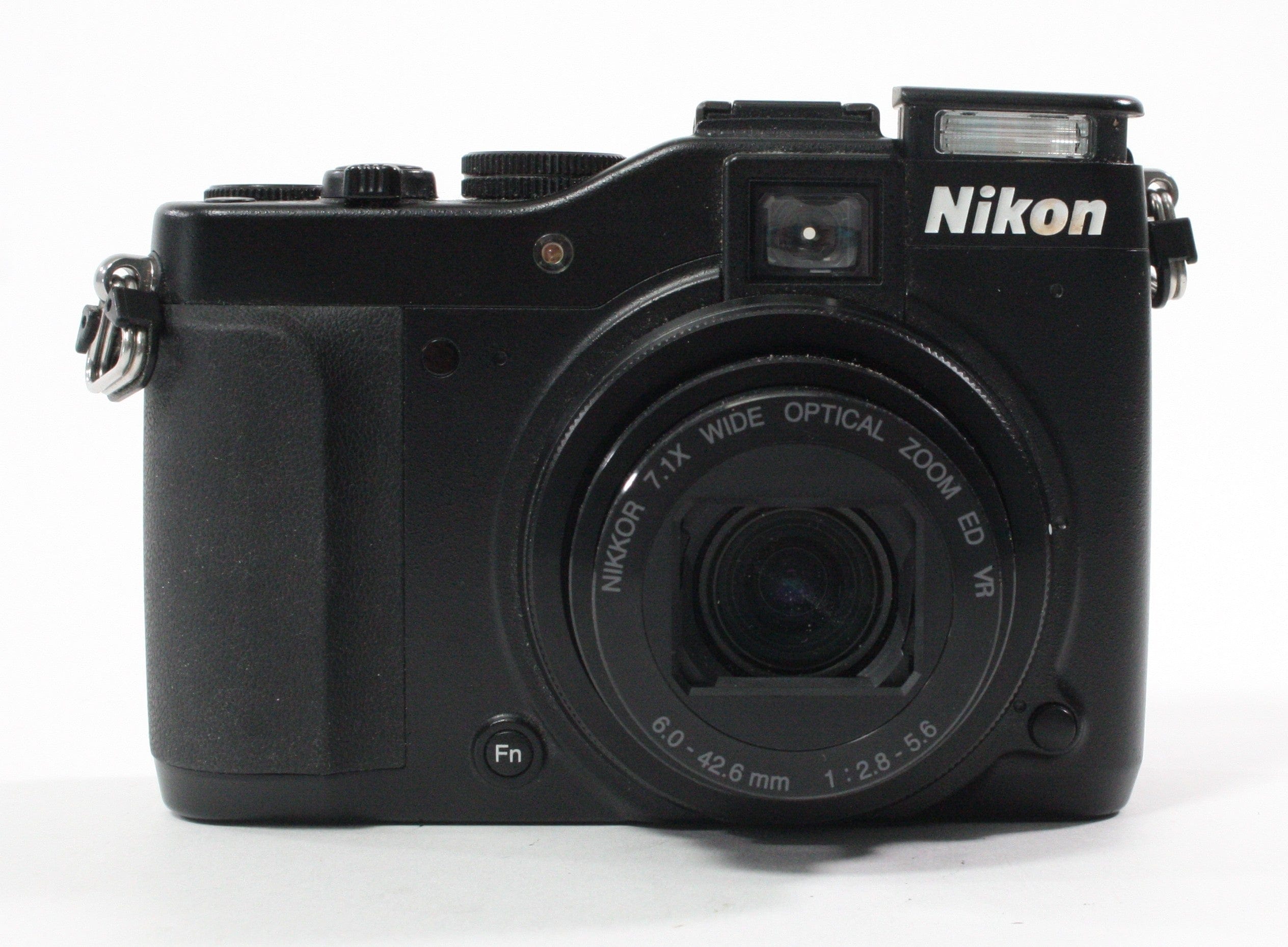 Nikon Coolpix P7000 Point and Shoot Digital Camera 7.1x Zoom 10.1mp