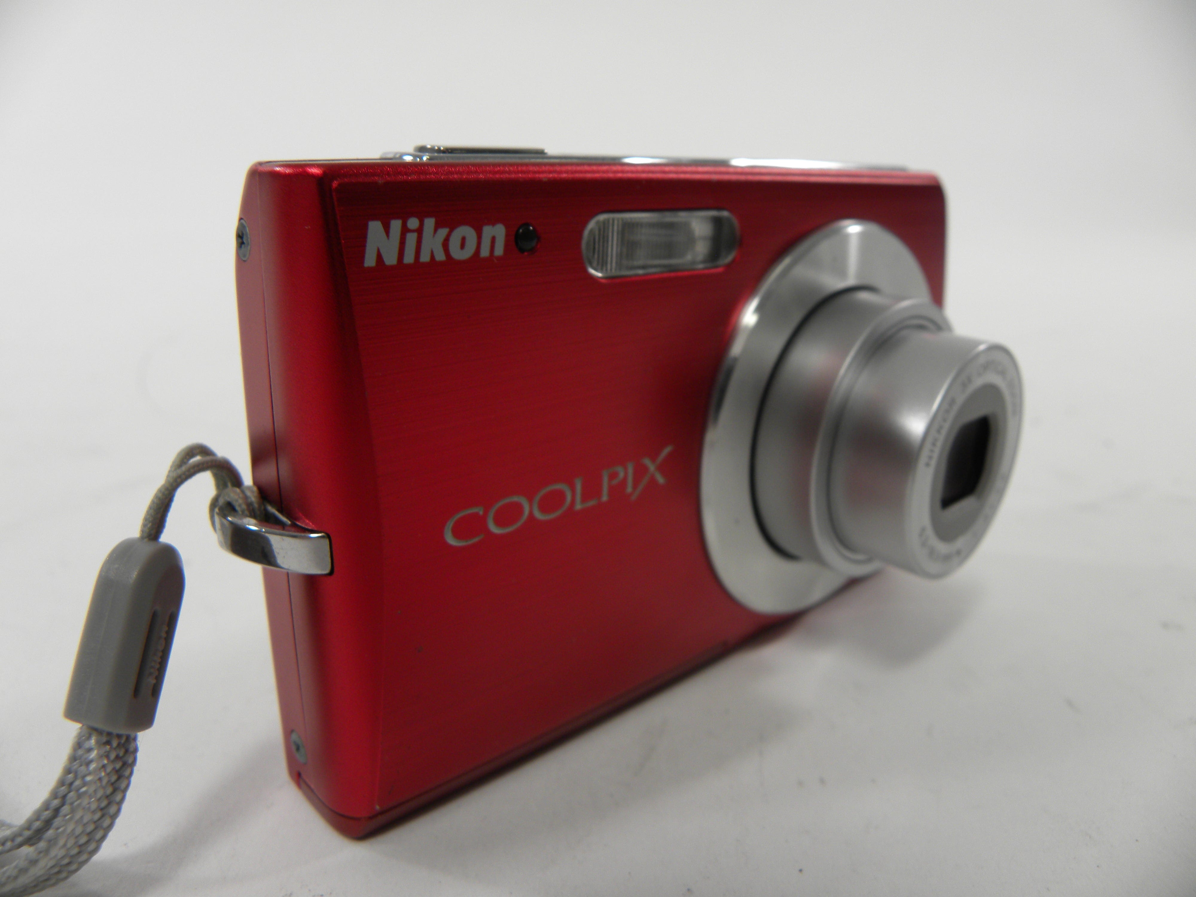 Nikon Coolpix S200 7.1mp Digital Camera (Red)