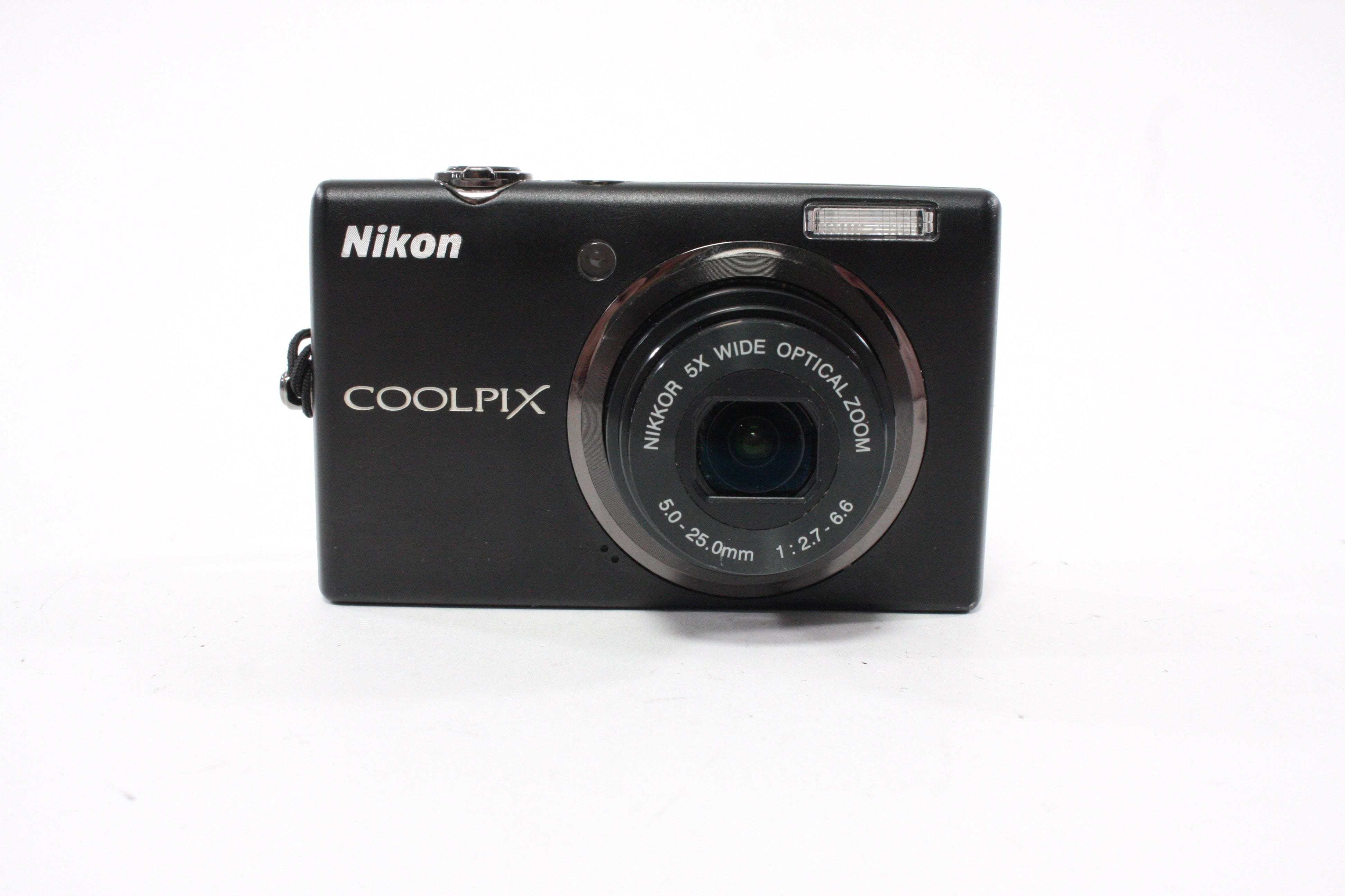 Nikon Coolpix S570 Digital Point-and-Shoot Camera 5x Zoom 12mp