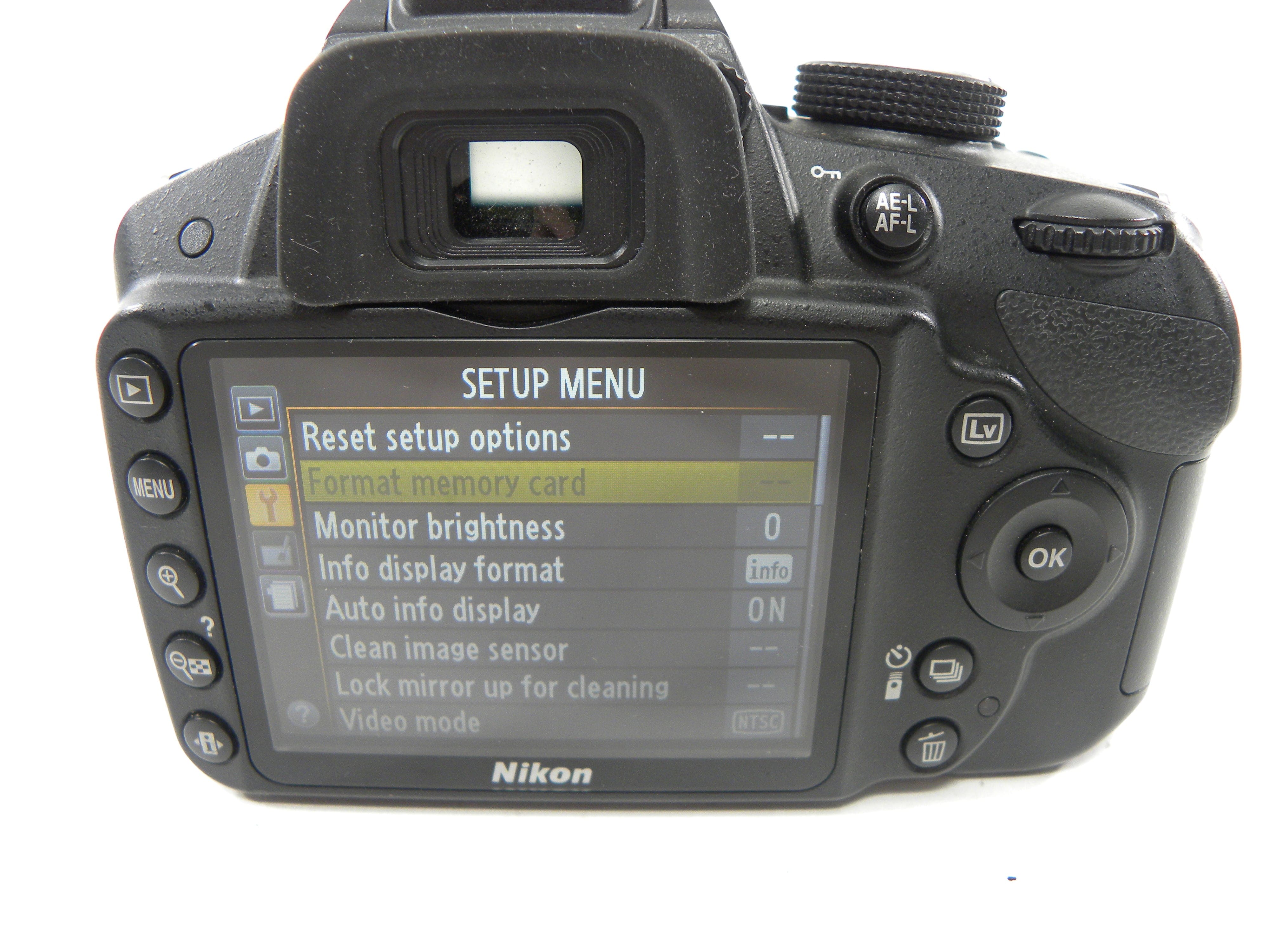Nikon D3200 24.2mp Digital SLR w/AF-S 18-55 Shutter Ct. 1,474