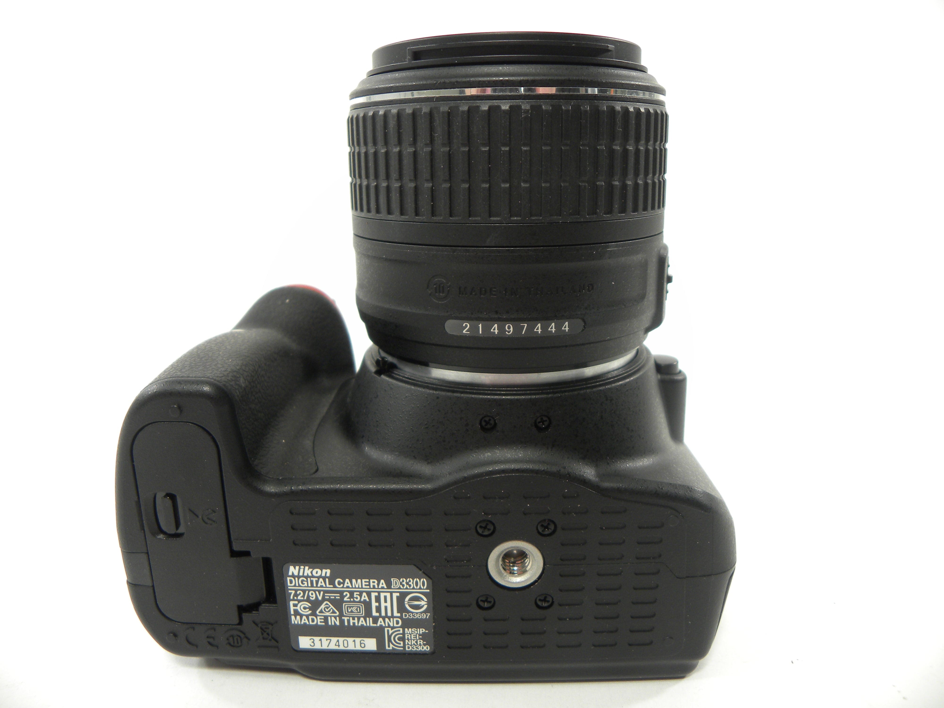 Nikon D3300 24.2mp Digital SLR w/Nikkor AF-S DX VR 18-55 Shutter Ct #750