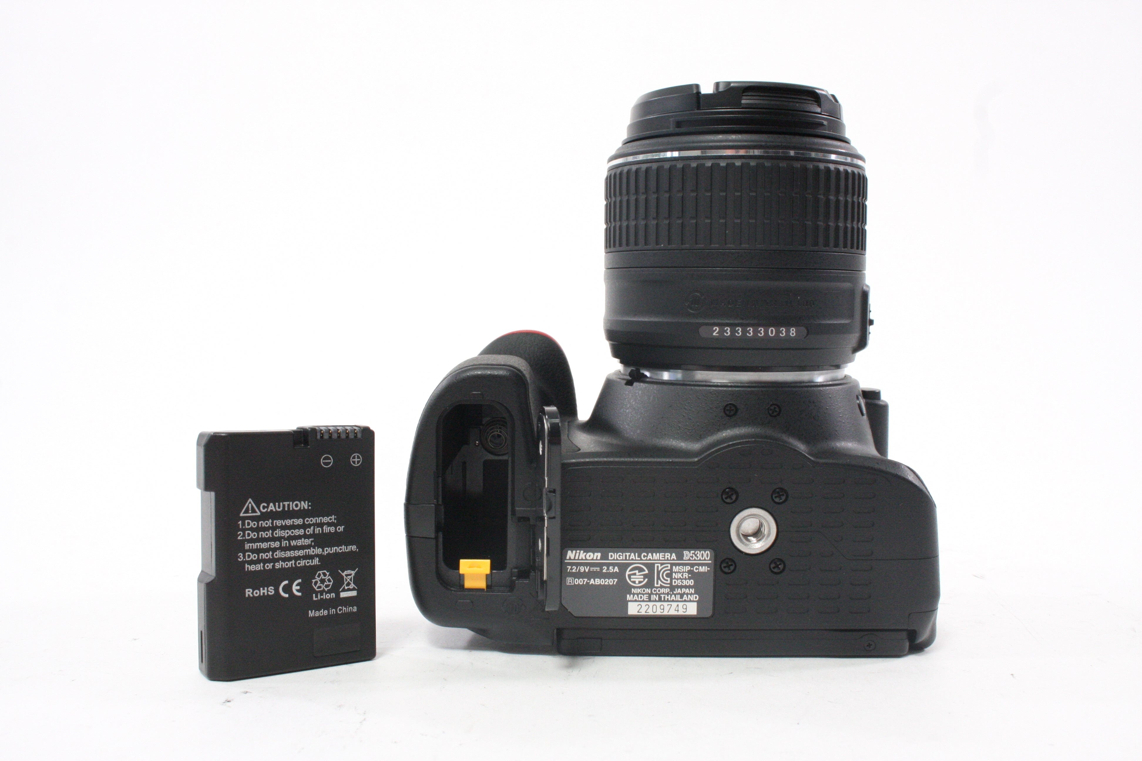 Nikon D5300 DSLR with 18-55mm VR II Lens with Shutter Count ONLY 231