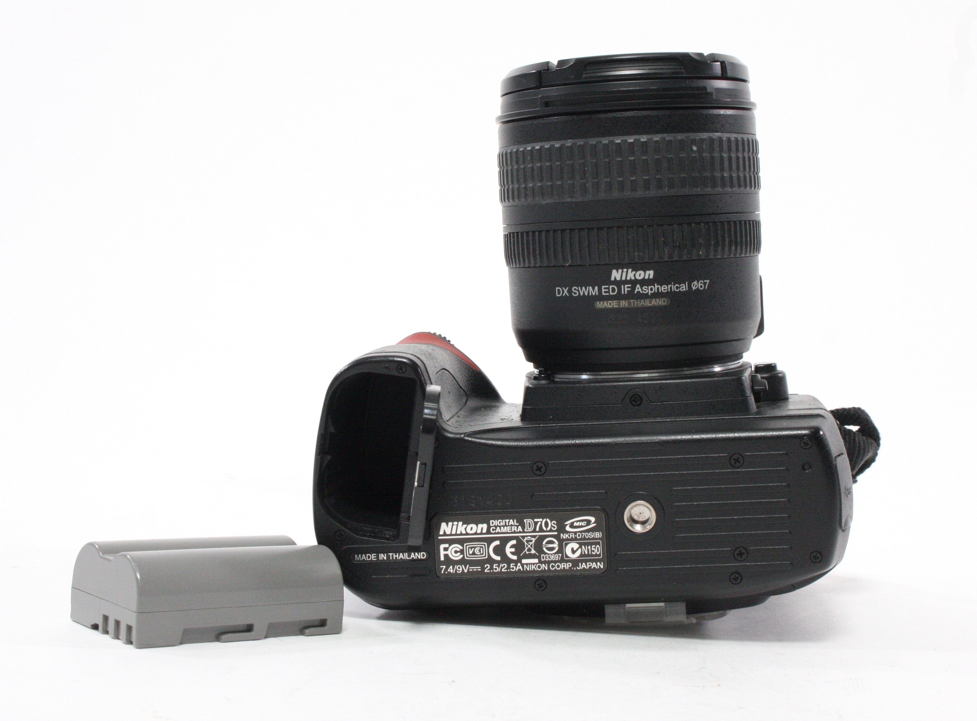 Nikon D70s DSLR with Nikon 18-70mm /3.5-4.6 OED Lens with Shutter Count 2,020