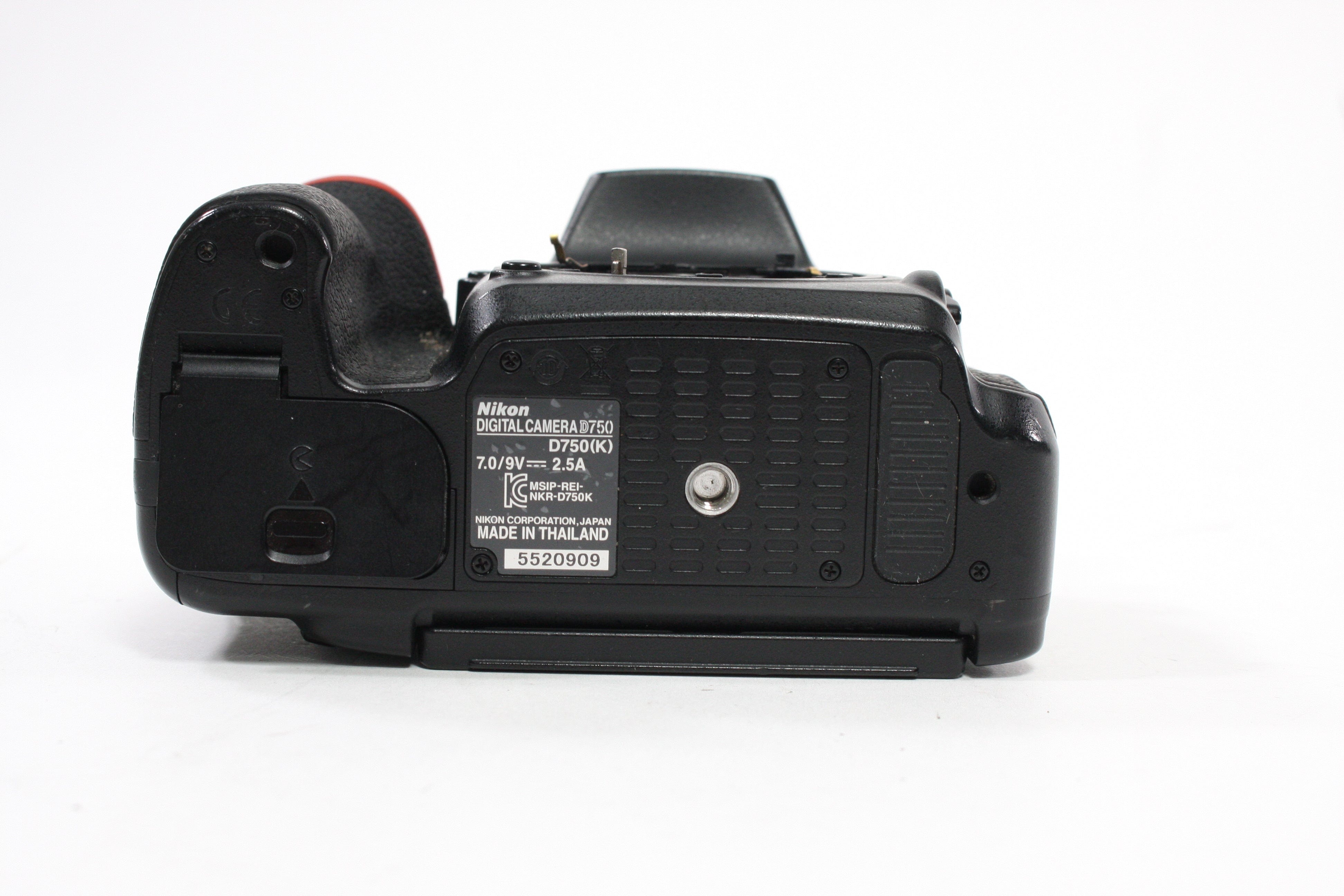 Nikon D750 Digital SLR Camera Body (AS-IS)