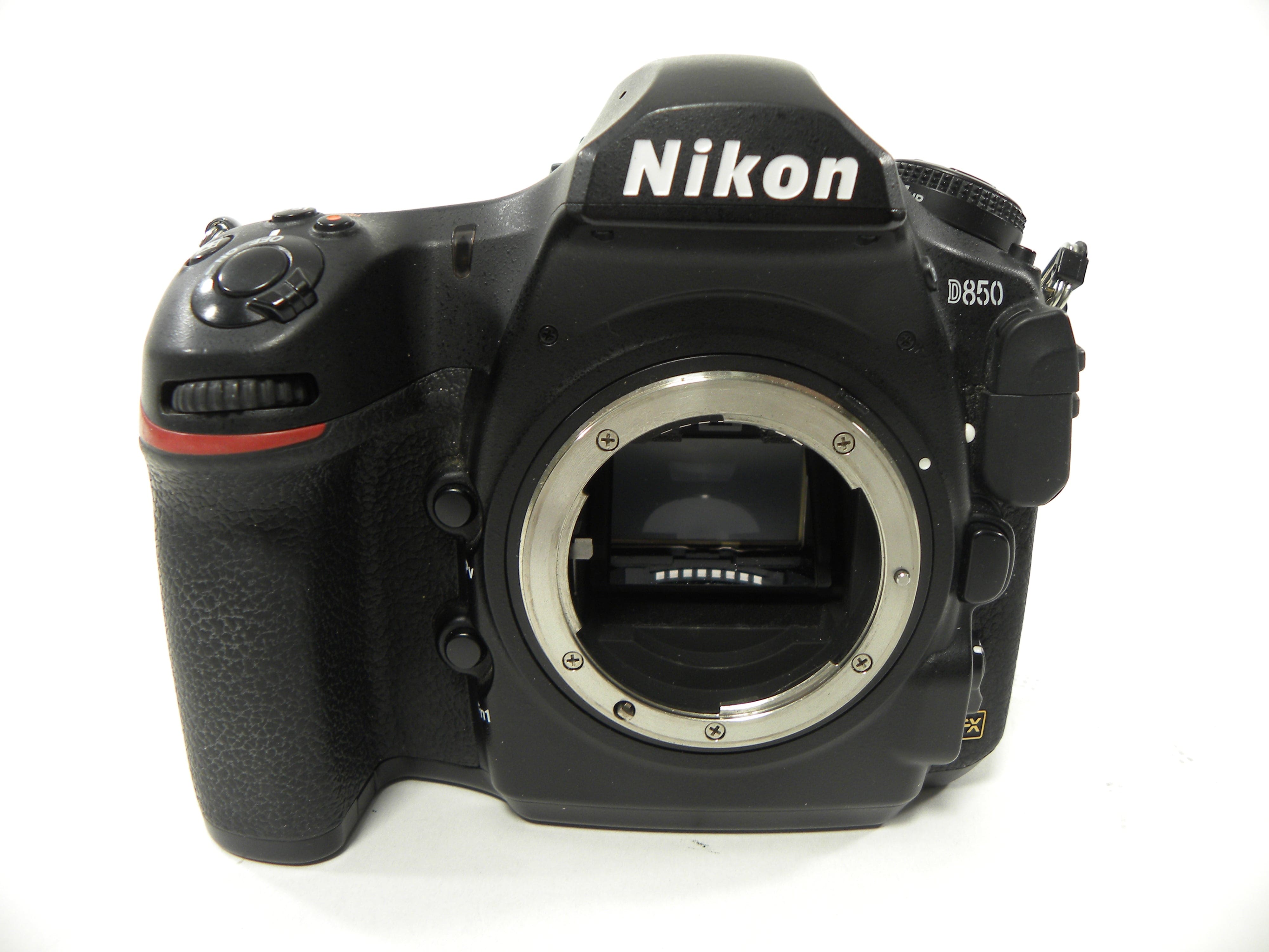 Nikon D850 45.7mp Digital SLR Body Only Shutter Ct. 117,810