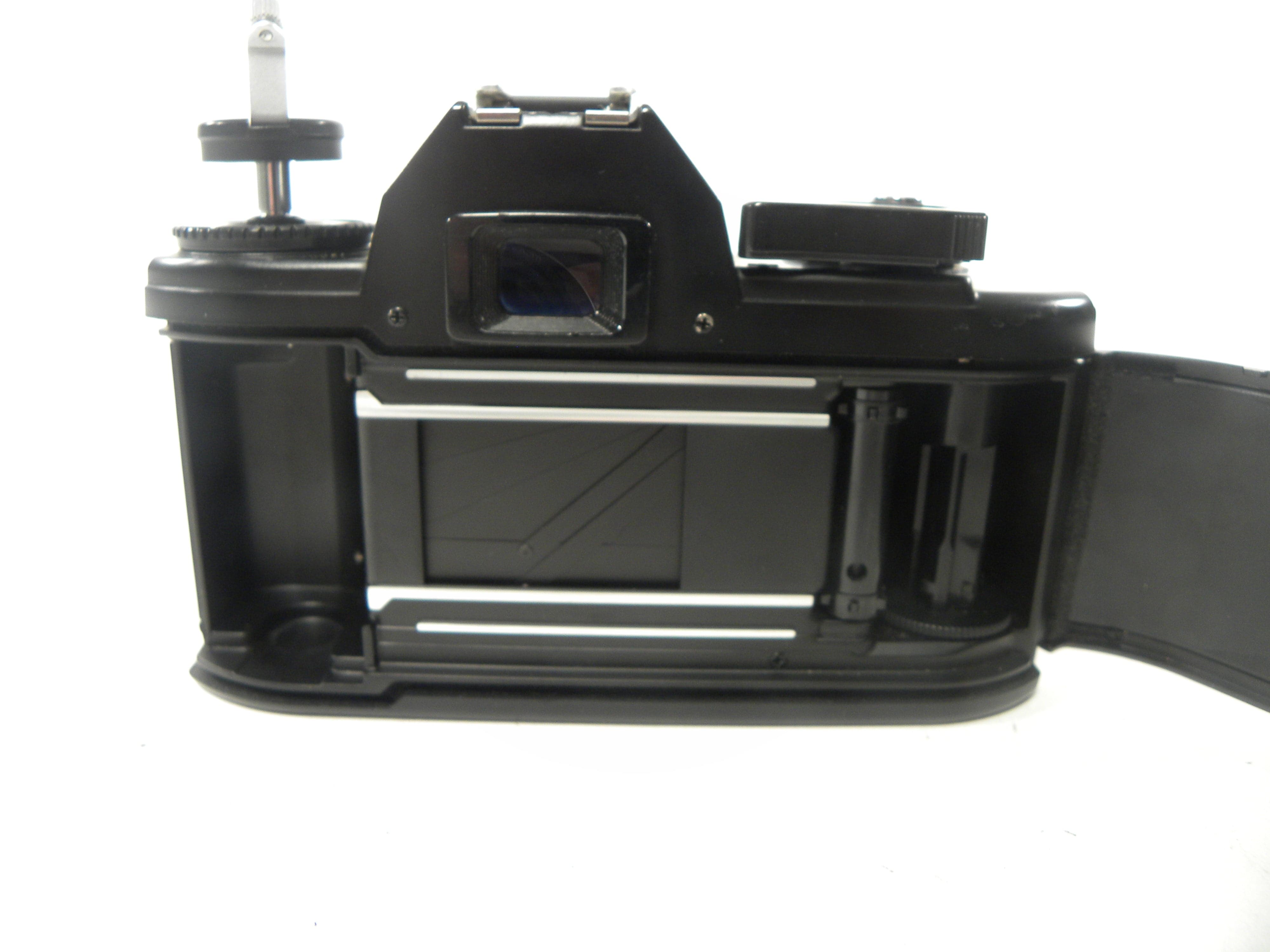 Nikon EM 35mm SLR w/Nikkor Series E 50mm f1.8