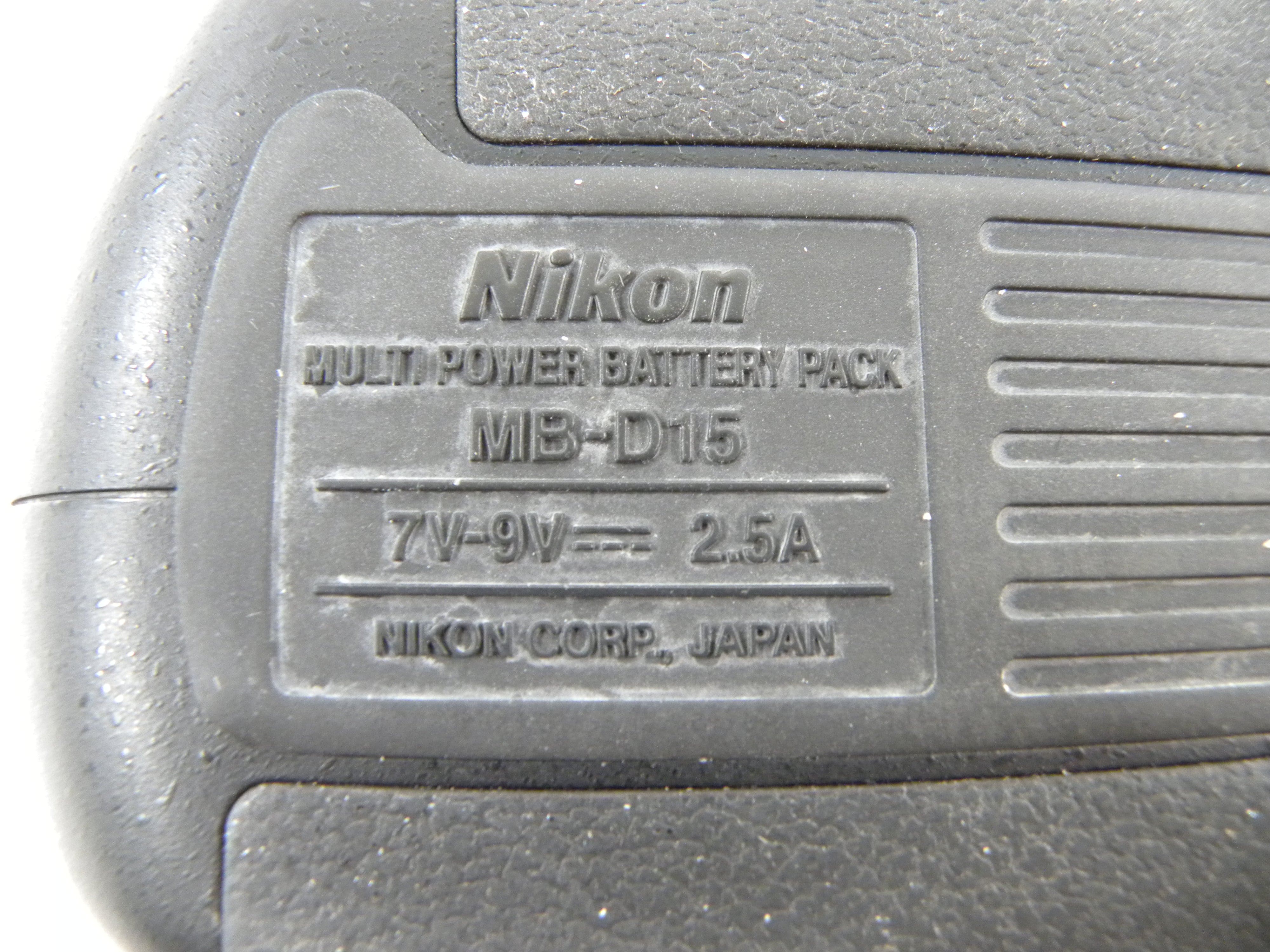 Nikon MB-D15 Battery Grip for D7100-D7200