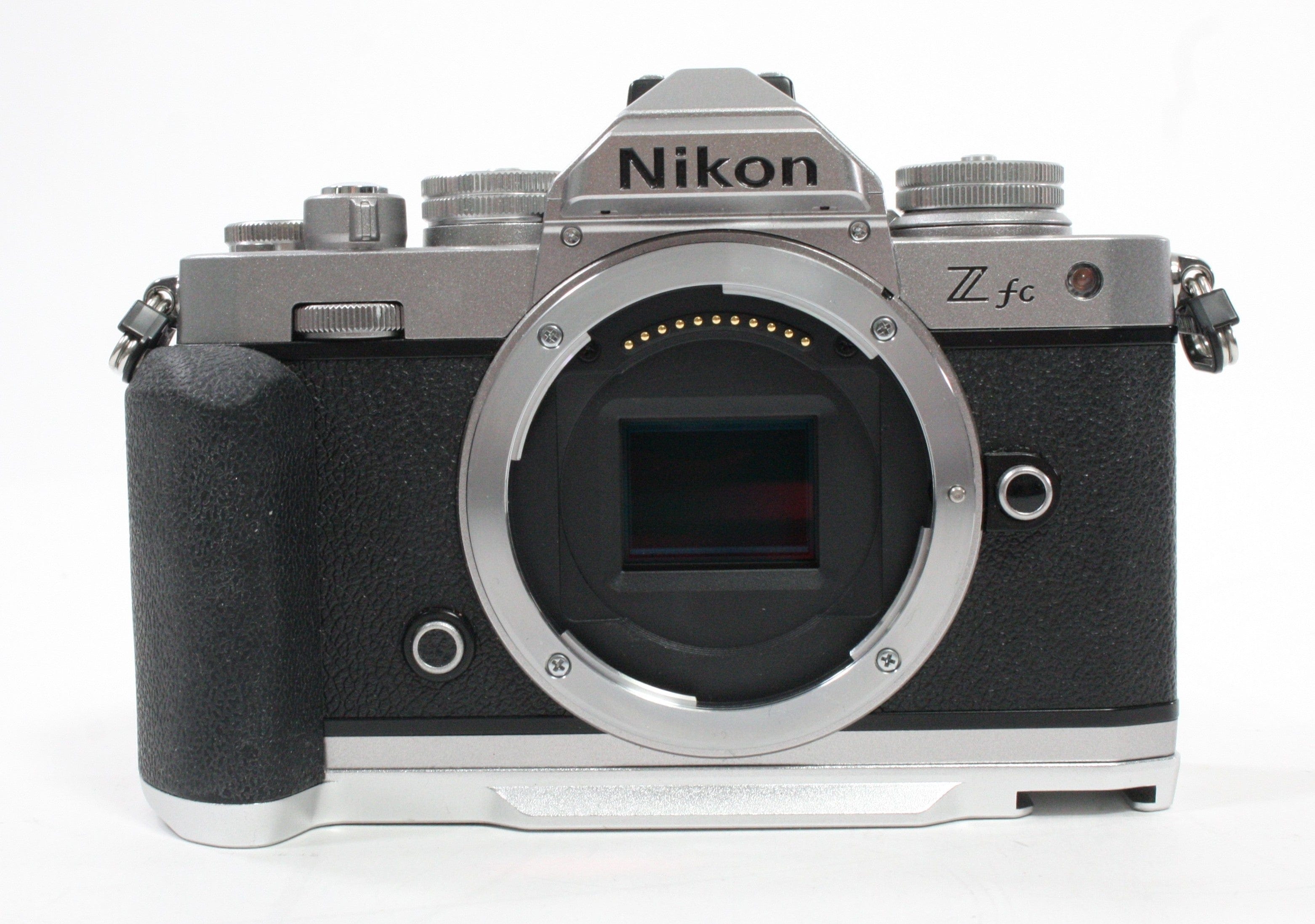 Nikon Z fc Mirrorless Digital Camera with Nikon 28mm f/2.8 SE Lens and Shutter Count 432