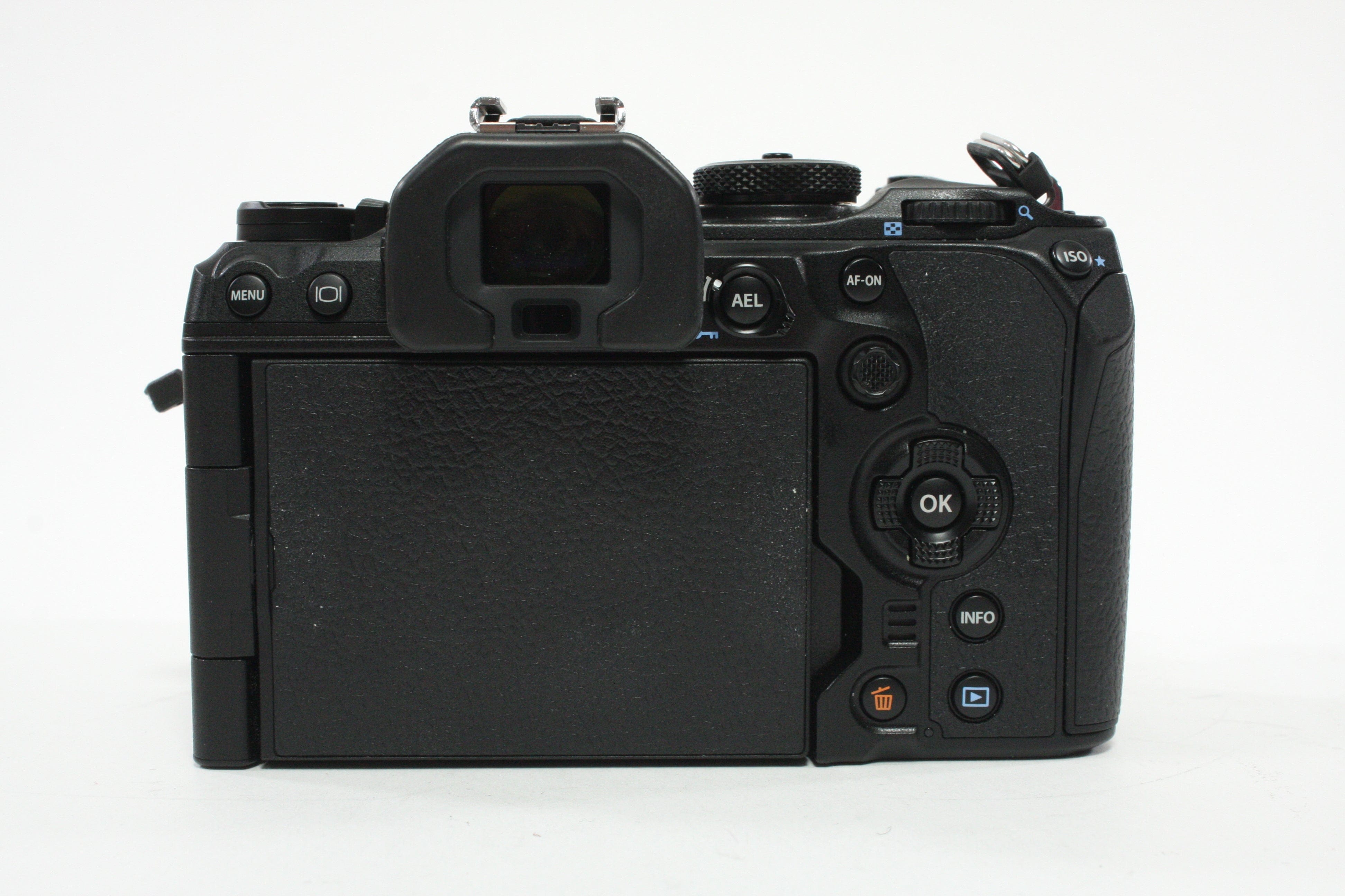 Olympus OM-1 II with Olympus 12-40mm f/2.8 Micro M. Zuiko II Pro 4/3 Mount Lens