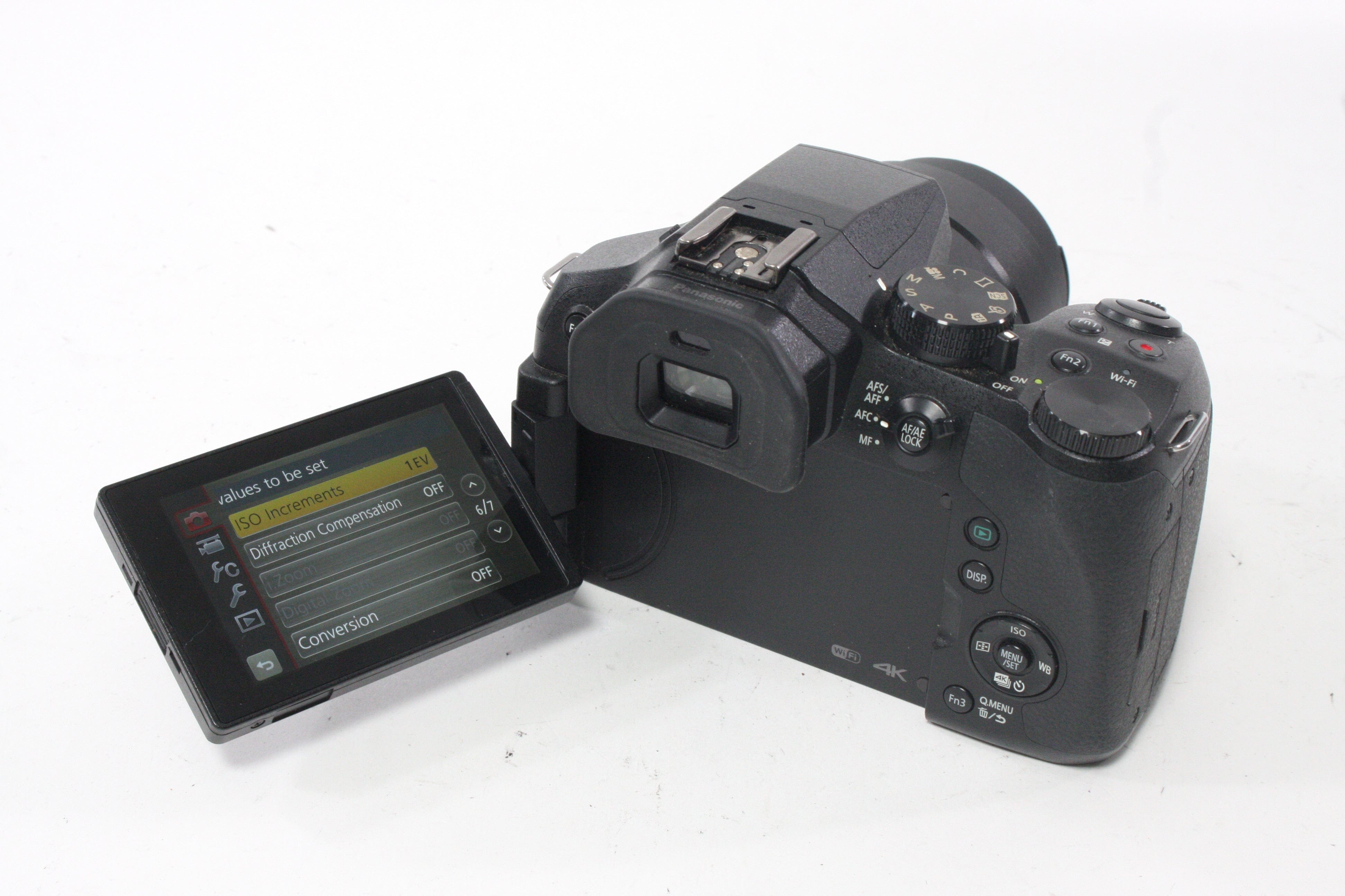 Panasonic Lumix DMC-FZ300 Digital Bridge Camera with 25-600mm Lens