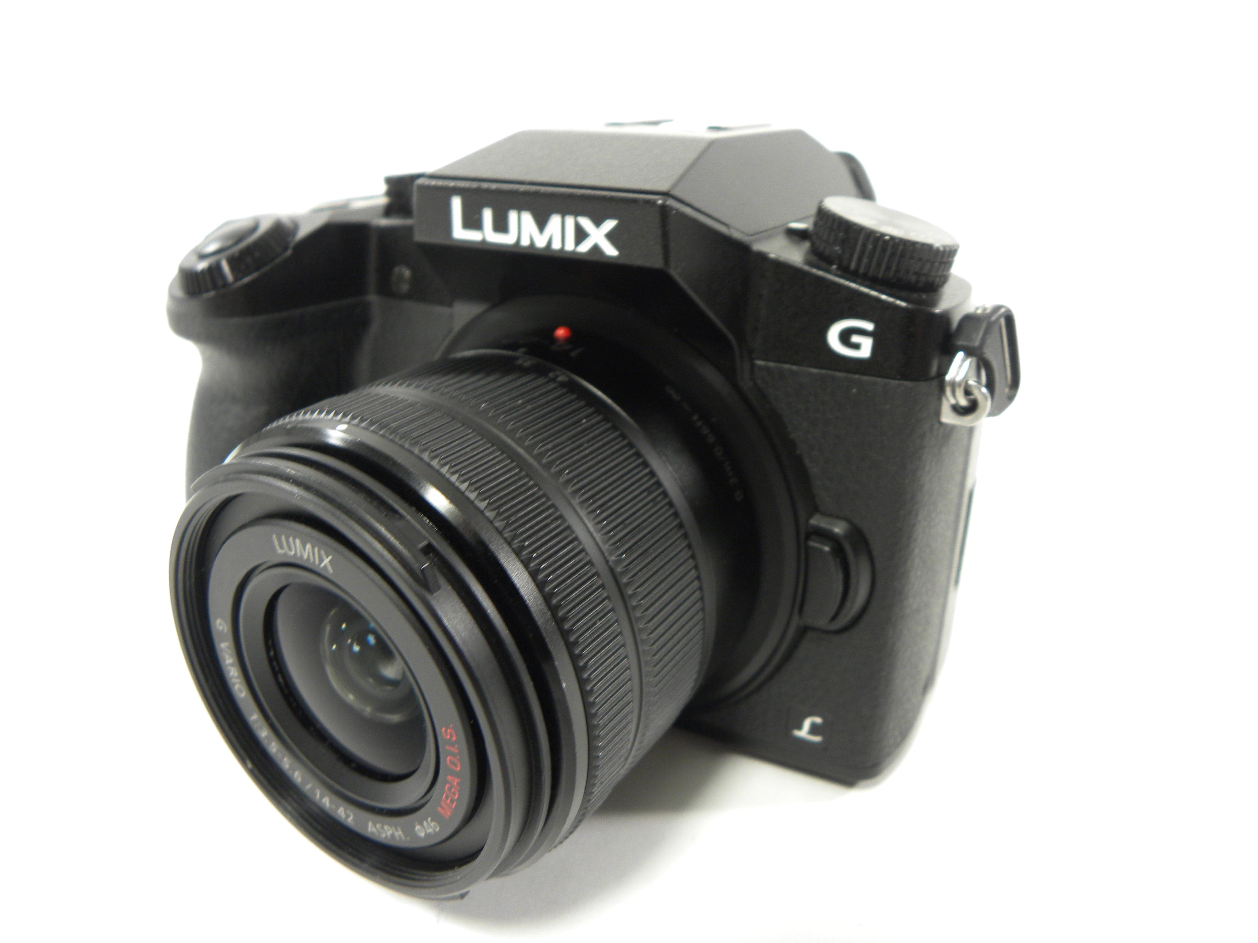 Panasonic Lumix DMC-G7 16.0mp Mirrorless w/14-42mm Micro 4/3 S/C 1,442