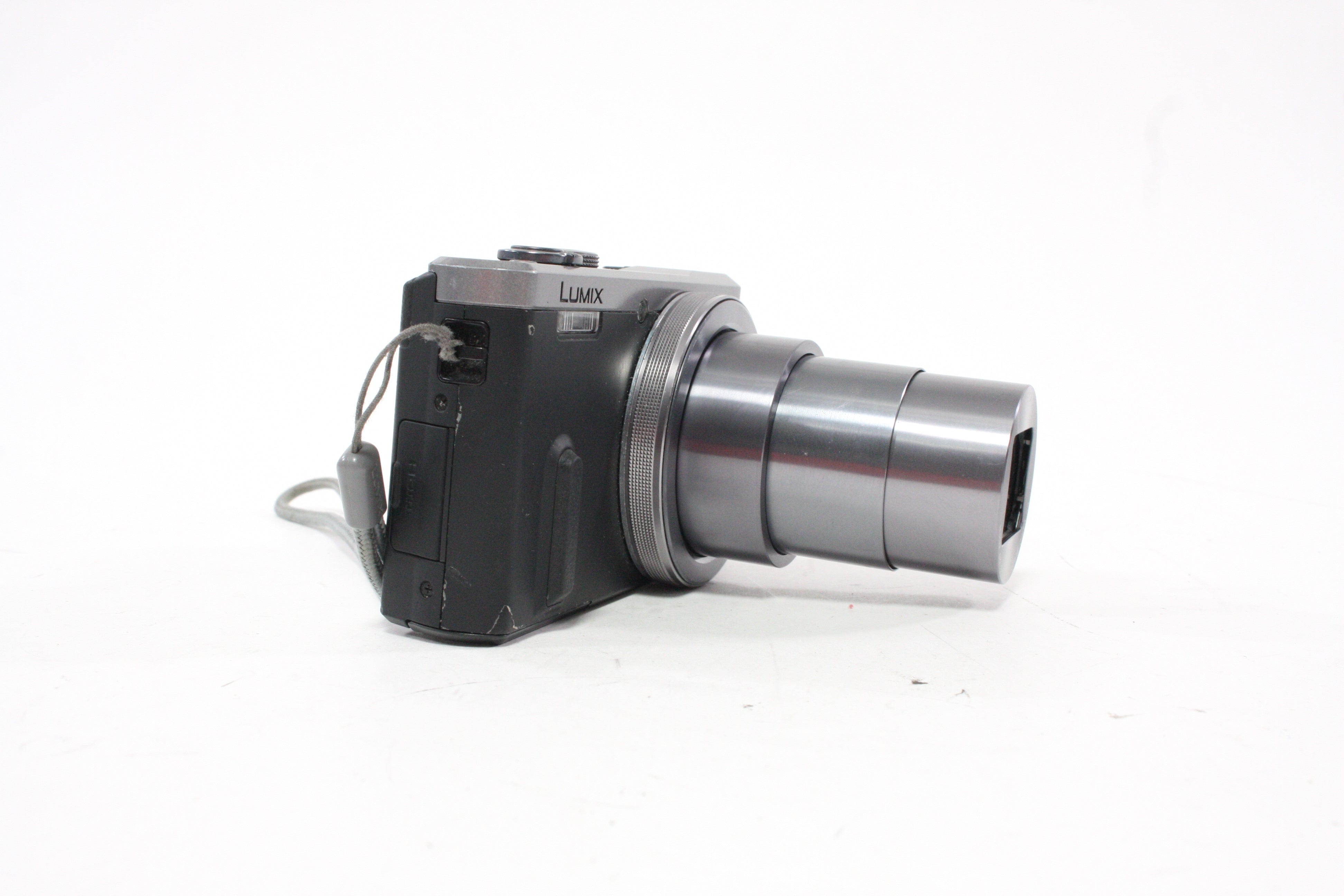 Panasonic Lumix DMC-ZS40 Digital Point-and-Shoot Camera 30x Zoom 18.1mp