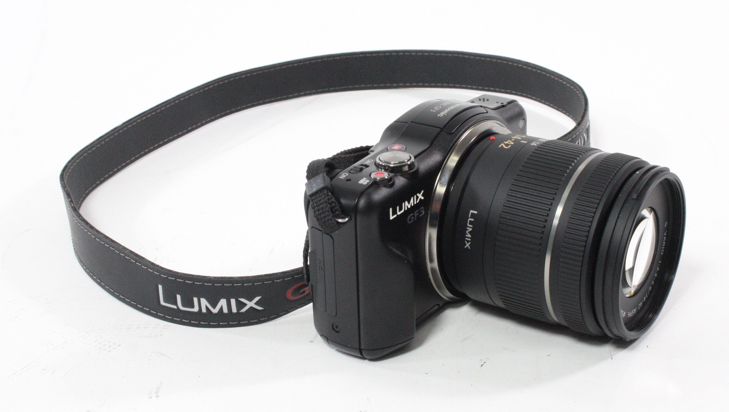 Panasonic Lumix GF3 Digital Mirrorless Camera with 14-42mmf/3.5-5.6 Lens