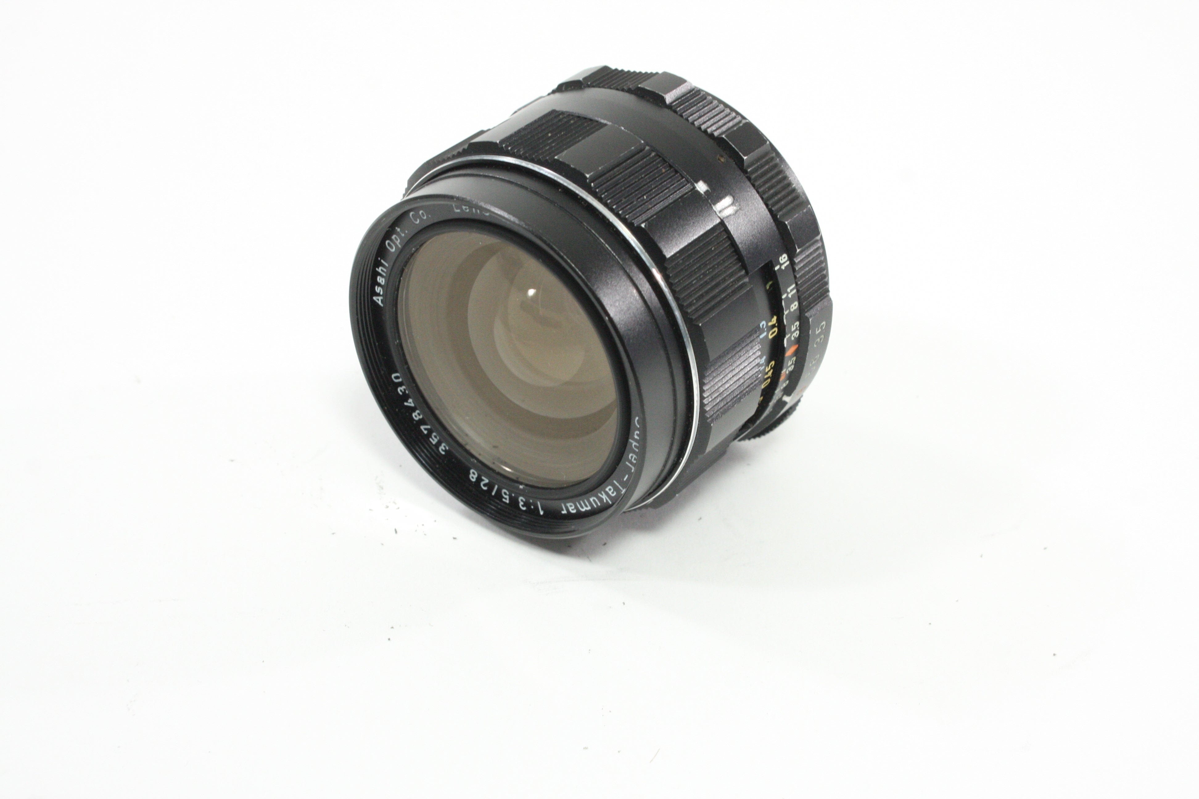 Pentax 28mm f/3.5 Super-Takumar Lens for M42 Mount