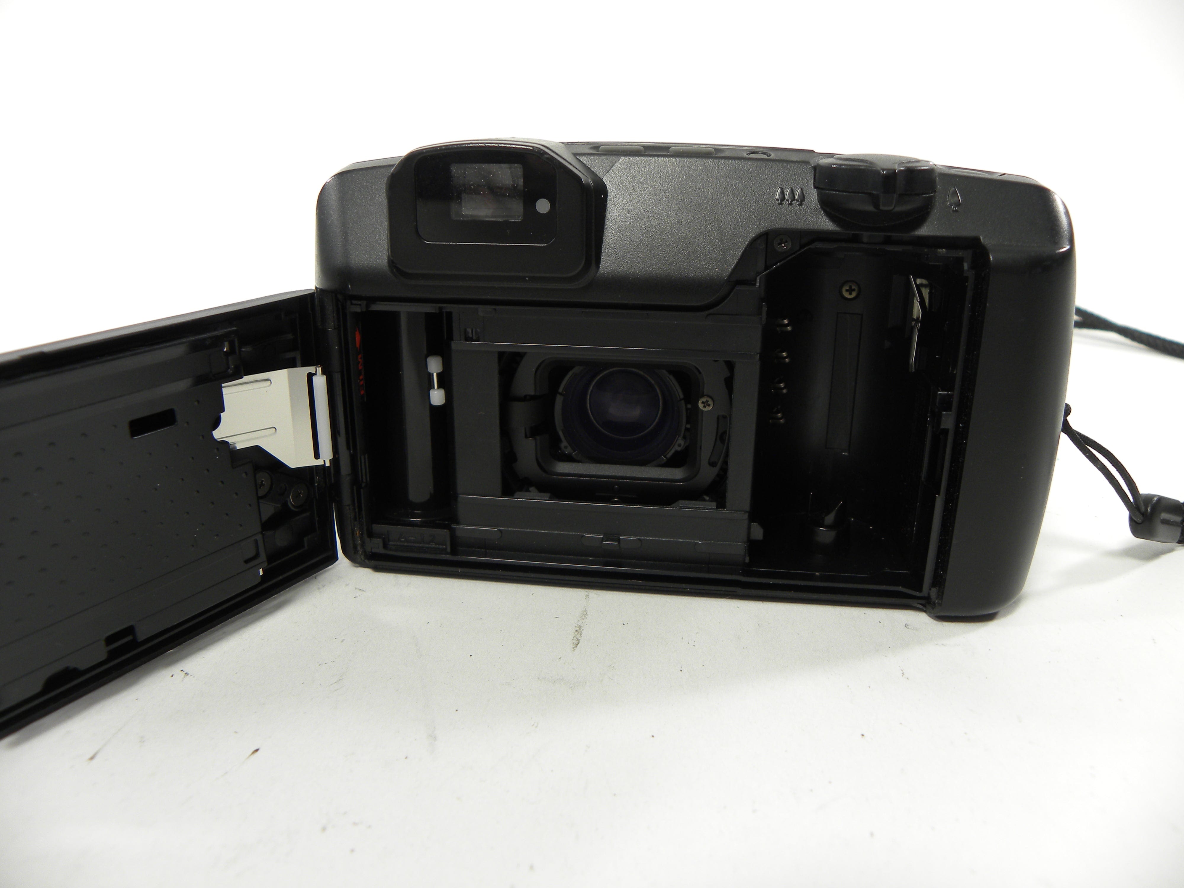 Pentax IQZoom EZY-80 35mm Camera