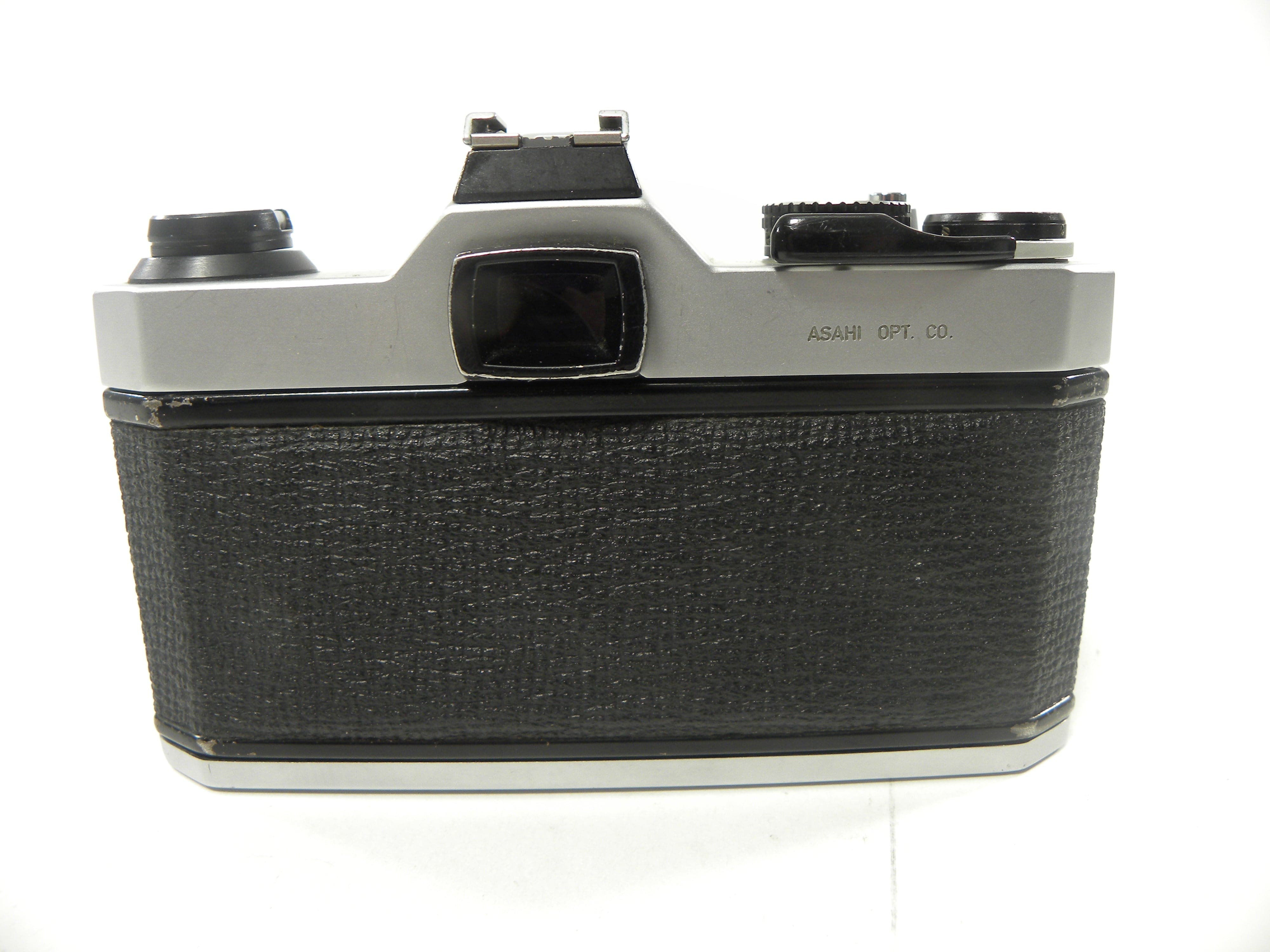 Pentax K-1000 35mm SLR w/SMC Pentax-M 50mm f2