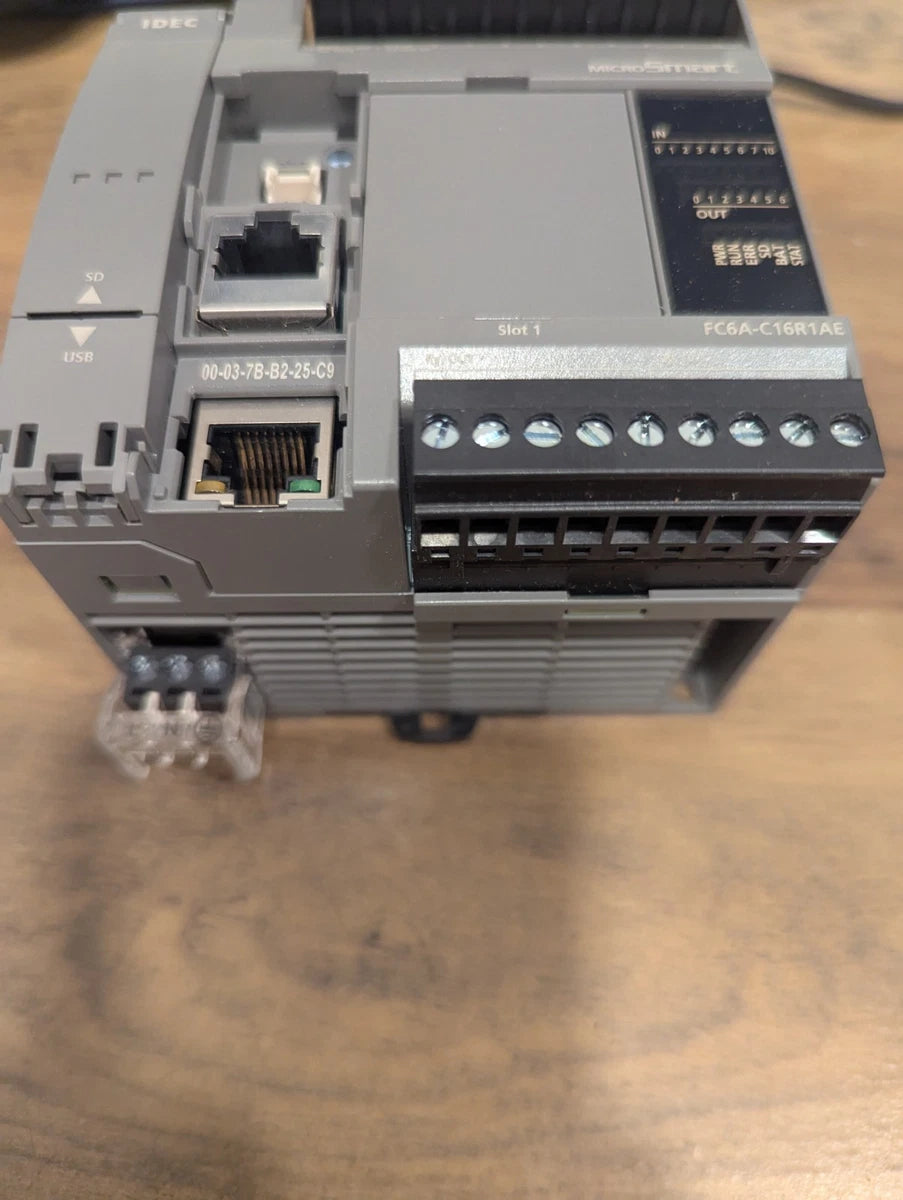 L199 IDEC FC6A-C16R1AE MICROSMART Programmable Logic Controller USA FREE SHIPPER
