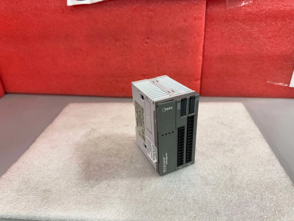 IDEC FC5A-D16RS1 Relay SOURCE OUTPUT