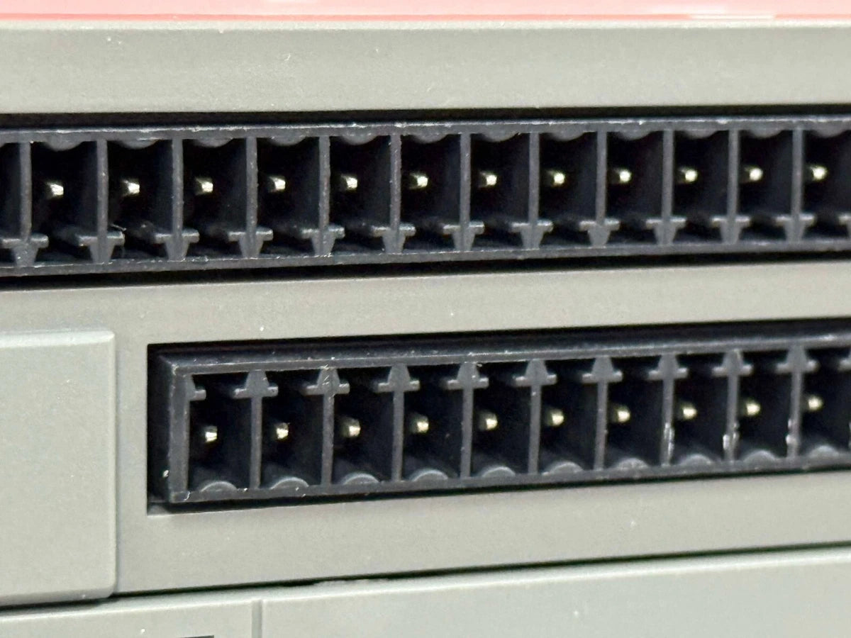 IDEC FC5A-D16RS1 Relay SOURCE OUTPUT