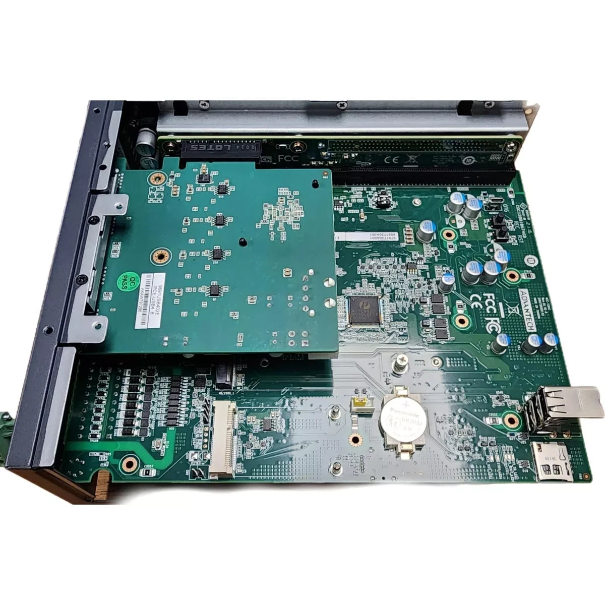 Advantech MIC-730AI AI Inference System Based on AGX Xavier ARM v8.2 256GB SSD