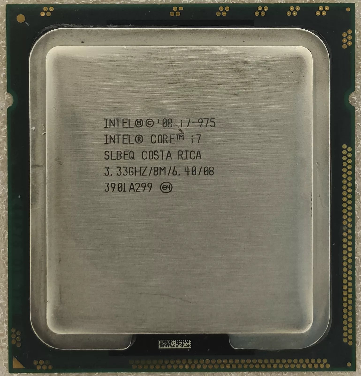 Intel Core i7-975 Extreme Edition 8M Cache 3.33GHz 6.40 GT/s Intel QPI Socket LGA 1366 (SLBEQ) Desktop Processor