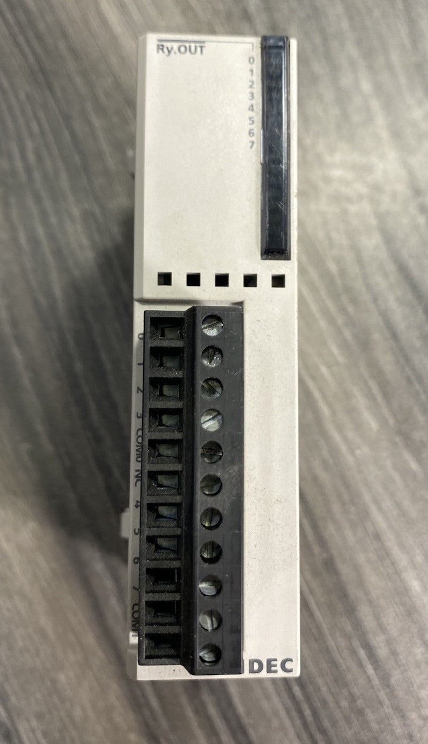 IDEC FC4A-R081 MicroSmart Digital I/O Module 8-Pt Output Relay- USA