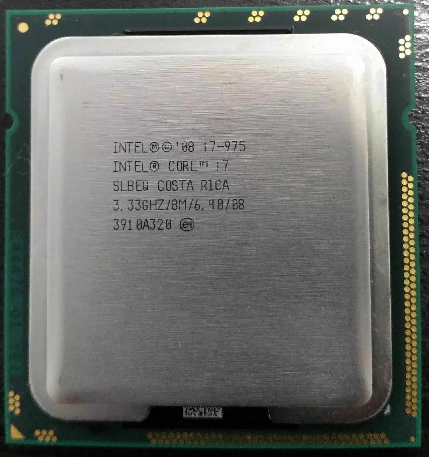 Intel Core i7-975 Extreme Edition 8M Cache 3.33GHz 6.40 GT/s Intel QPI Socket LGA 1366 (SLBEQ) Desktop Processor